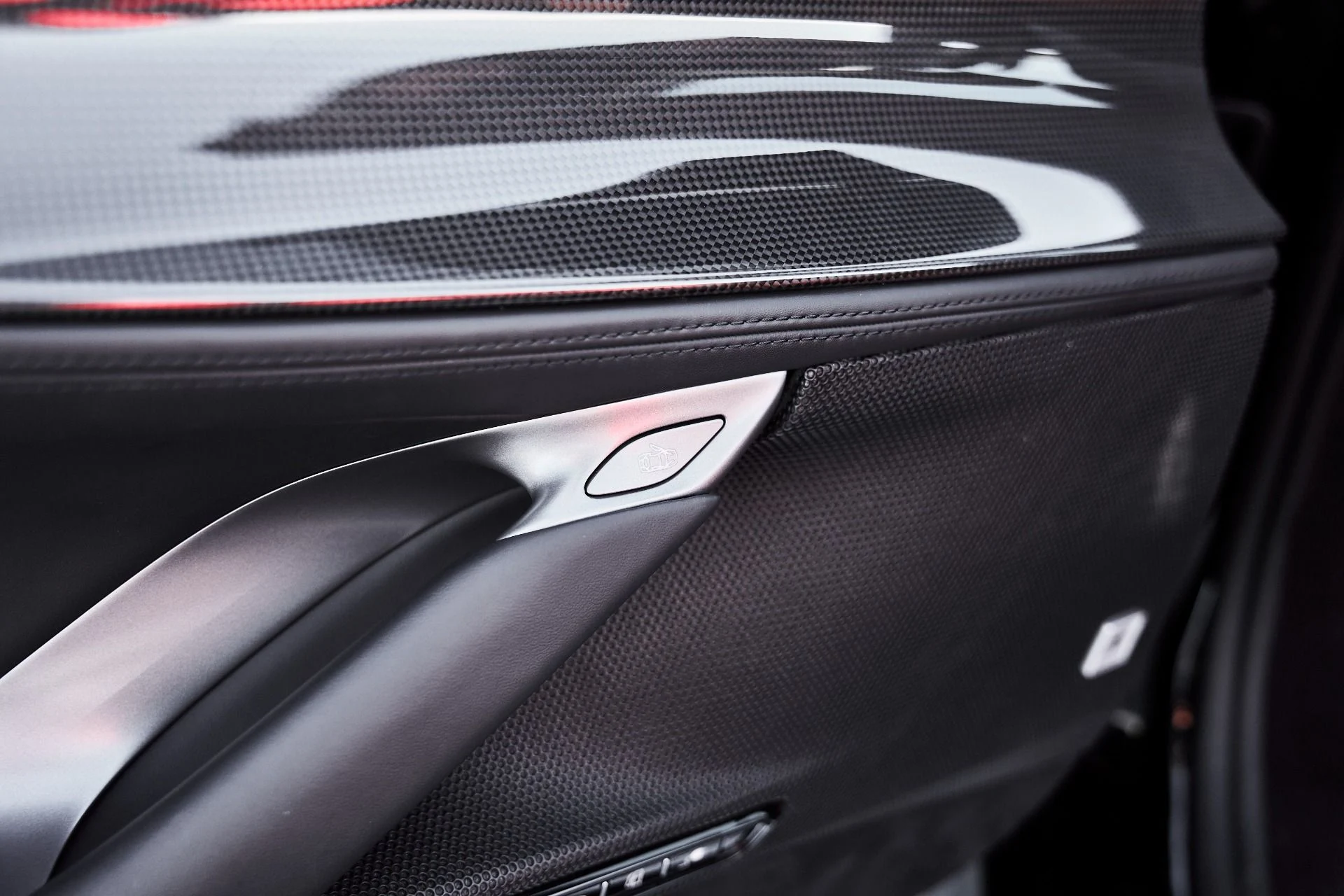 mph038_3850742733_Used_2024_Ferrari_SF_90_Spider_Base_1774739149_52721ddf03