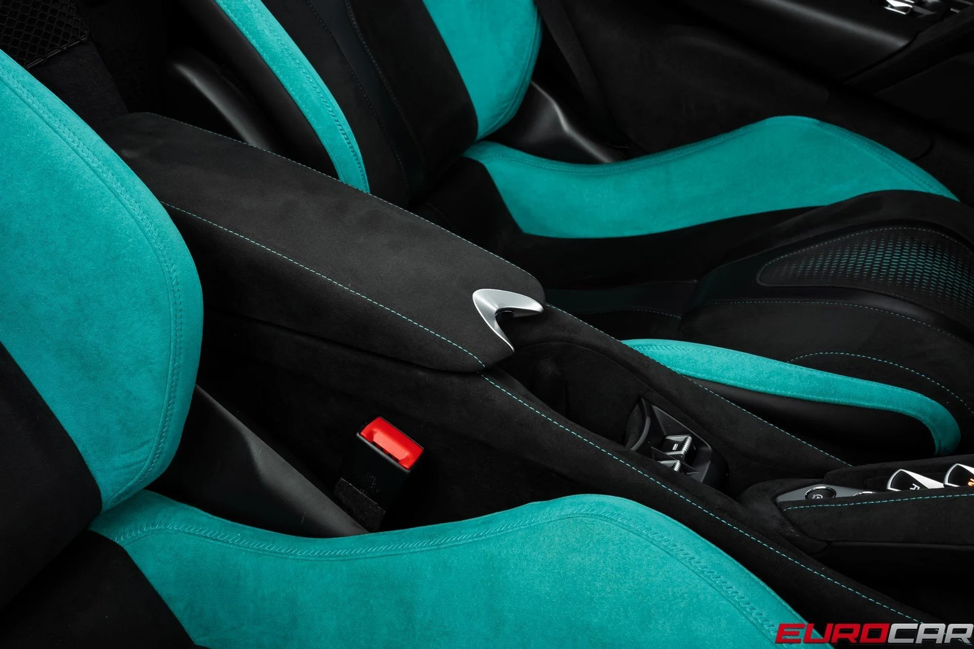 mph038_3853531841_image_39_e23cf9d7d4