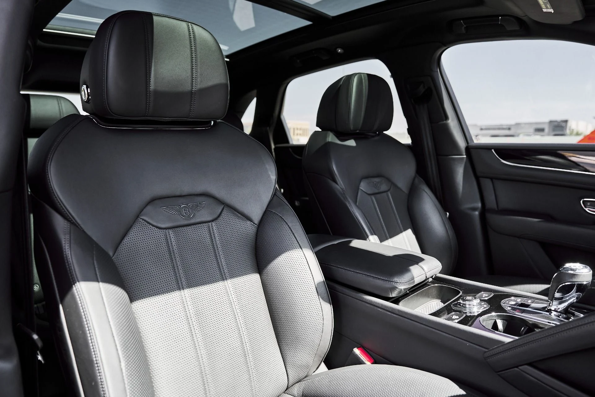 mph038_386323178_Used_2022_Bentley_Bentayga_S_1781229457_25d8c1b98d