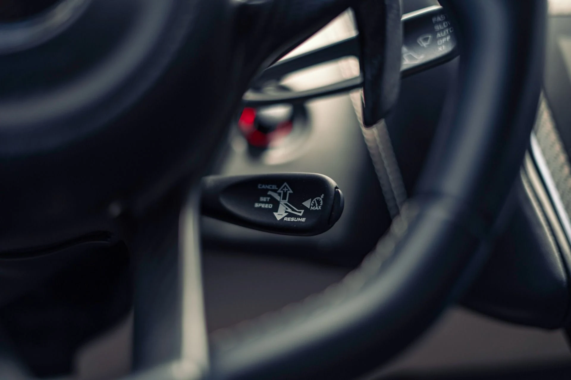 mph038_3885340943_Used_2016_Mc_Laren_570_S_w_a_236_K_MSRP_LOADED_w_MSO_Carbon_Options_1776279774_aca309c2ea