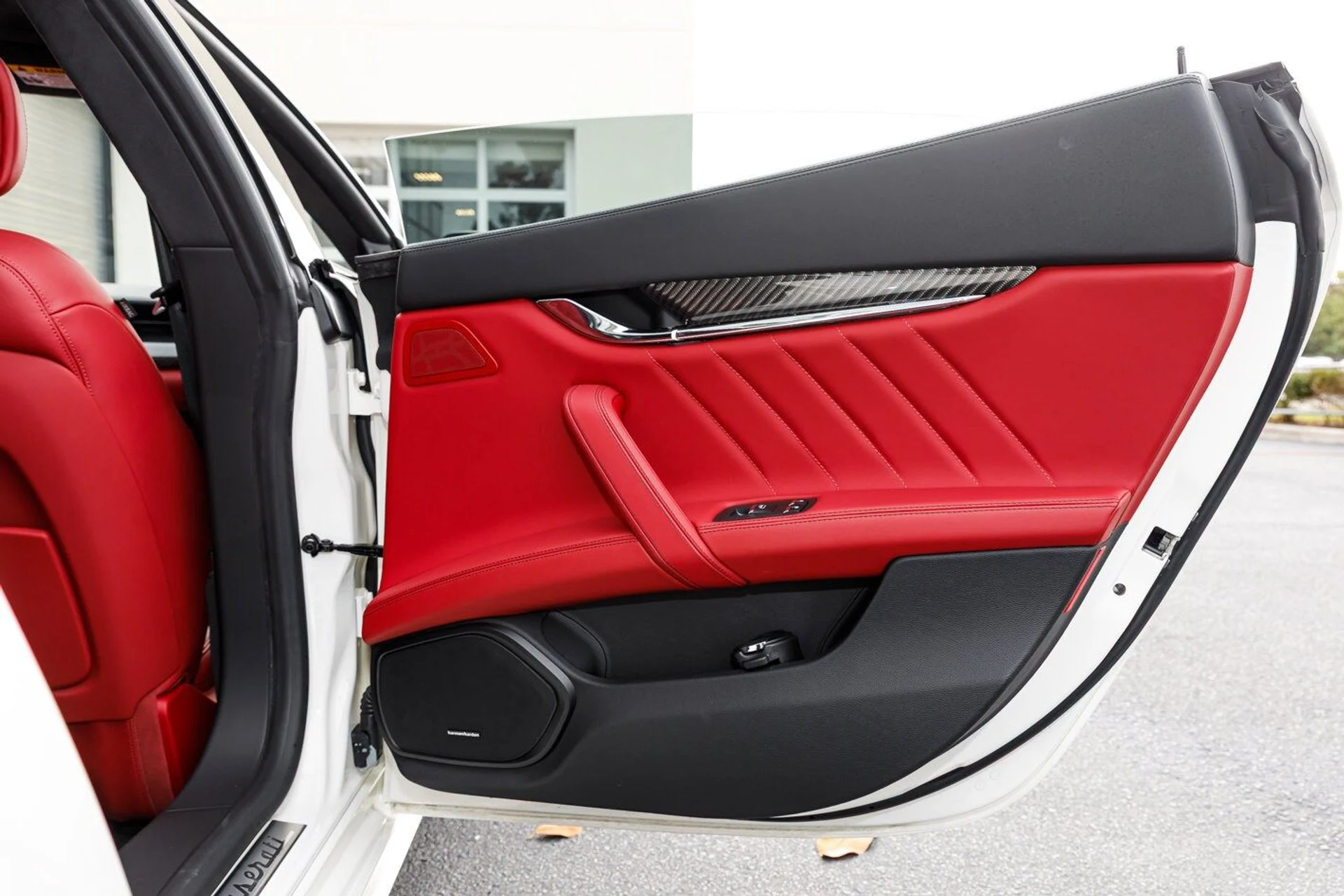 mph038_3885435733_69215076f86d46ac4e2a5695777ebb28x_c046592f9f