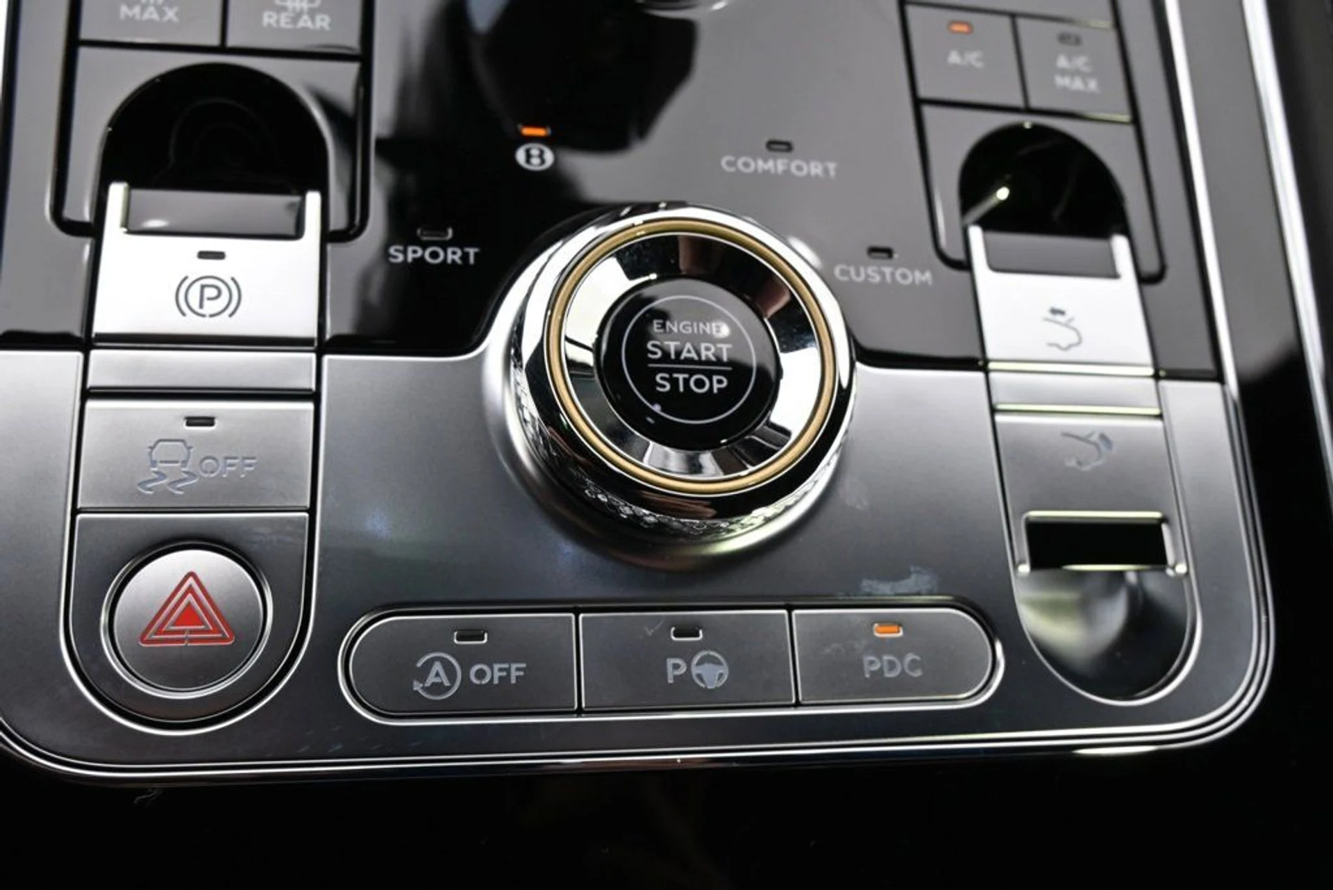 mph038_3888999043_37b608547679485eac480ddb7a6450d7_e98de113e4