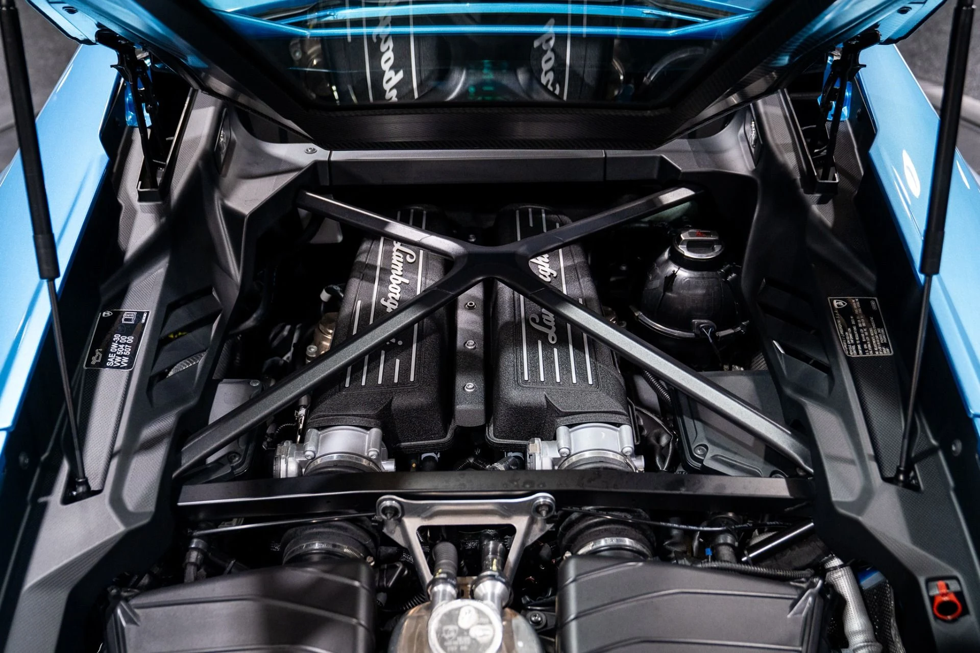 mph038_3902586185_Used_2023_Lamborghini_Huracan_Tecnica_Ad_Personam_Paint_Extended_Warranty_1770324398_2a15447fc6