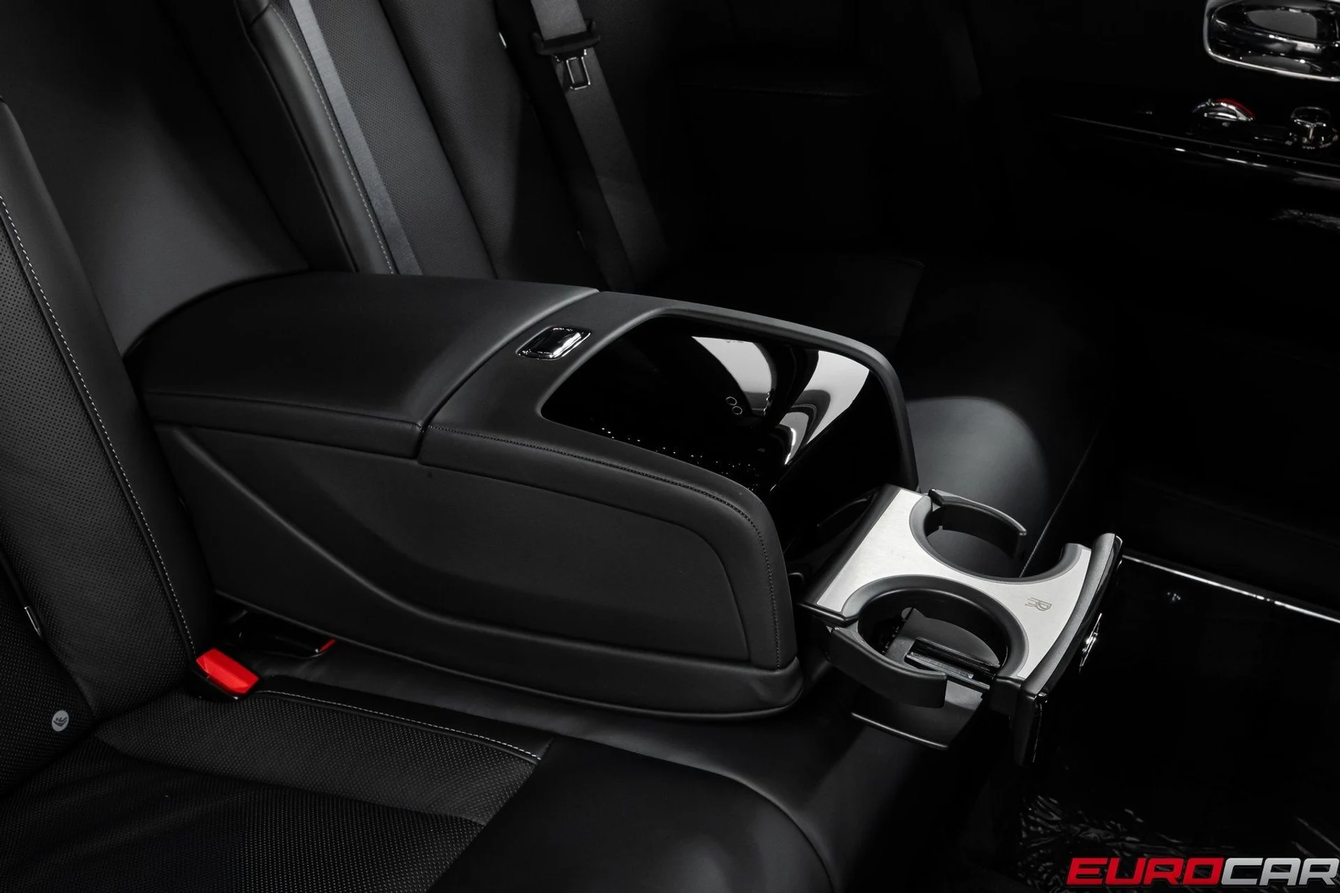 mph038_3905424641_image_39_f6f0af4888