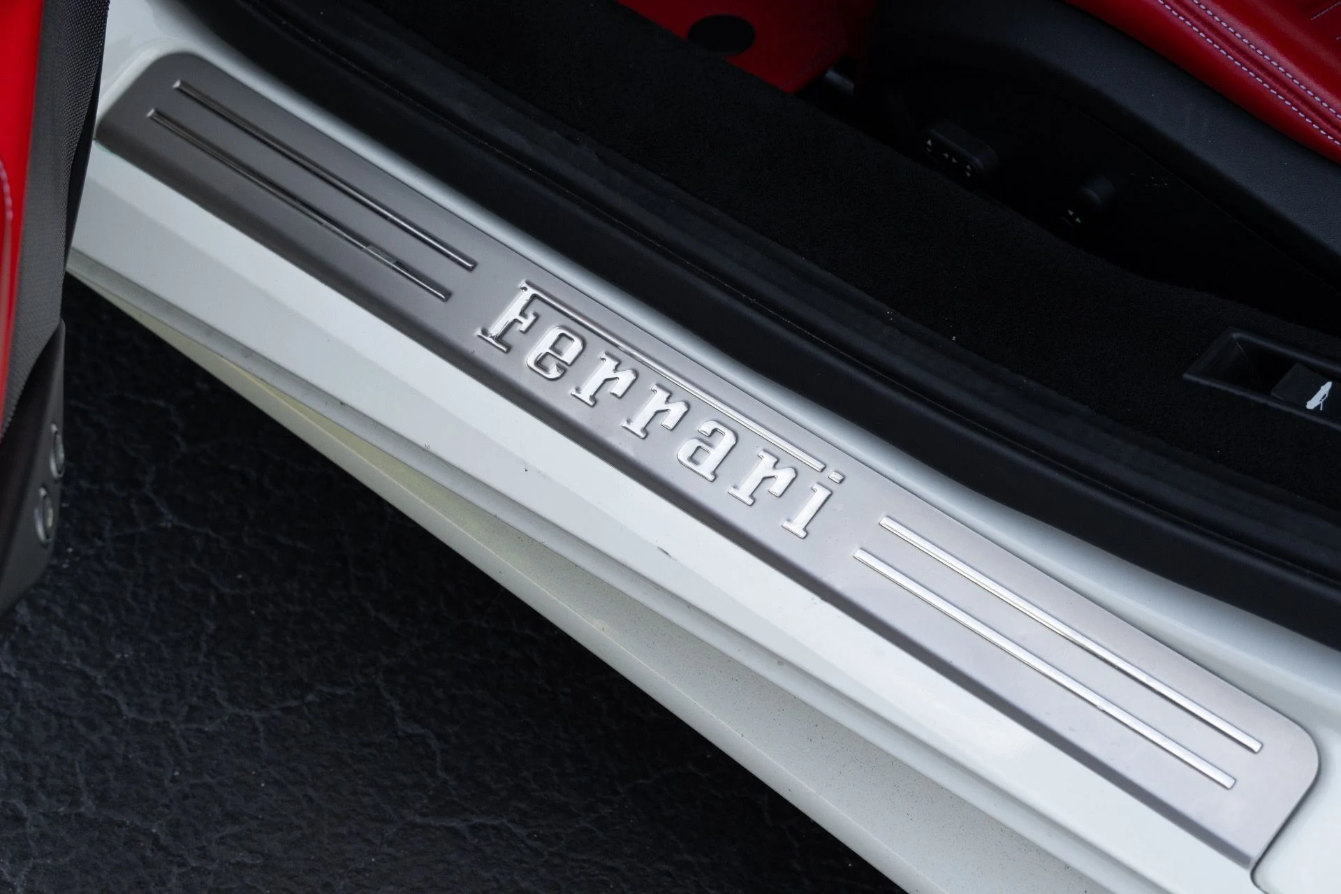 mph038_3915201585_Used_2017_Ferrari_488_GTB_1776194926_a5e612e080