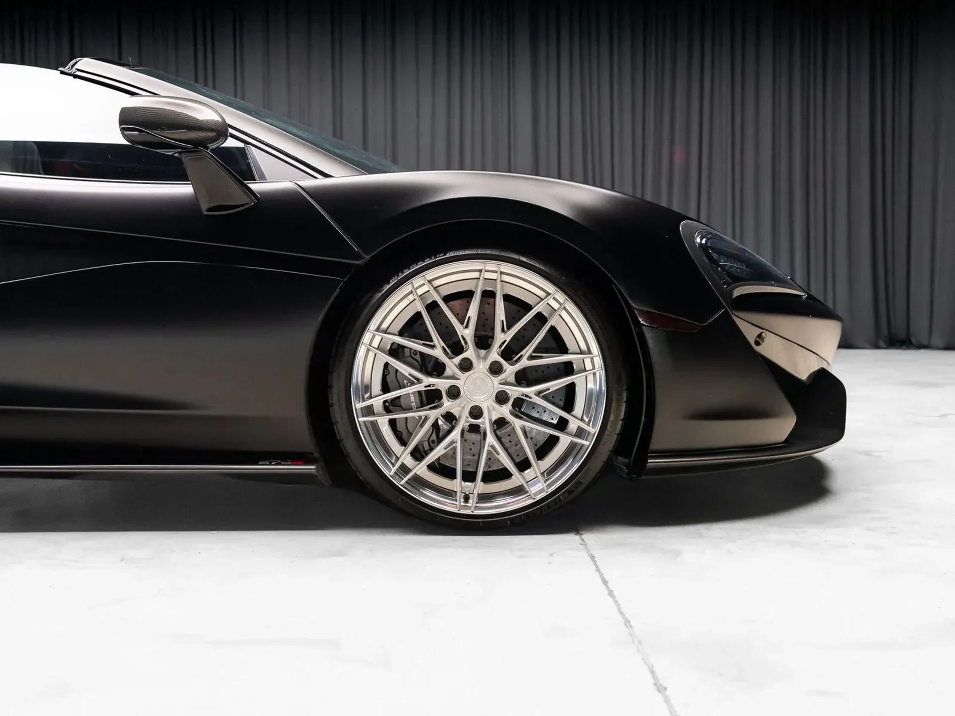 mph038_392740118_a72df48b_fa3b_4063_bc19_7990ee0eec2e_f9e27c2b2d