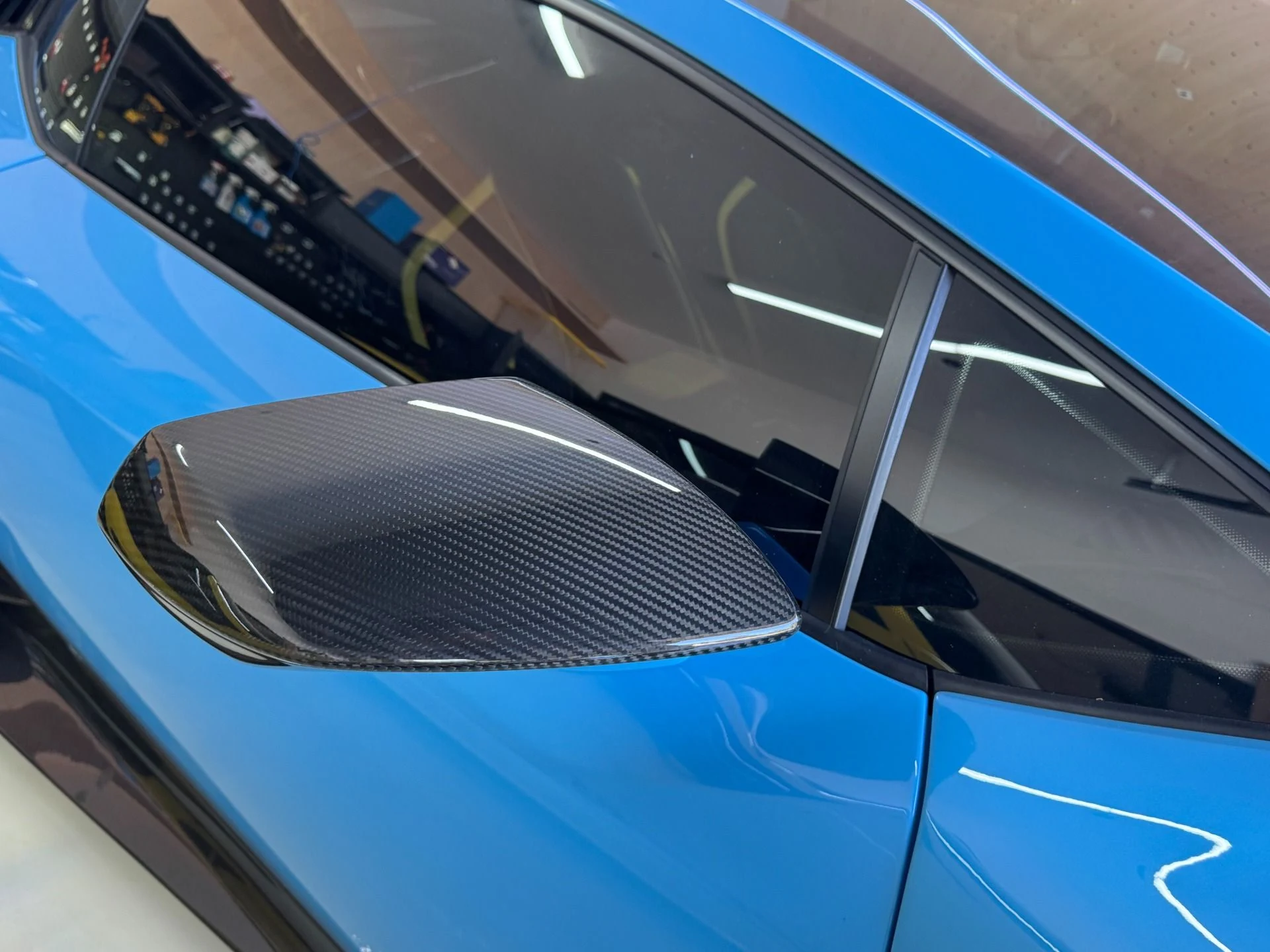 mph038_3935544457_Used_2023_Lamborghini_Huracan_Tecnica_1746567596_9c2b88ac4b