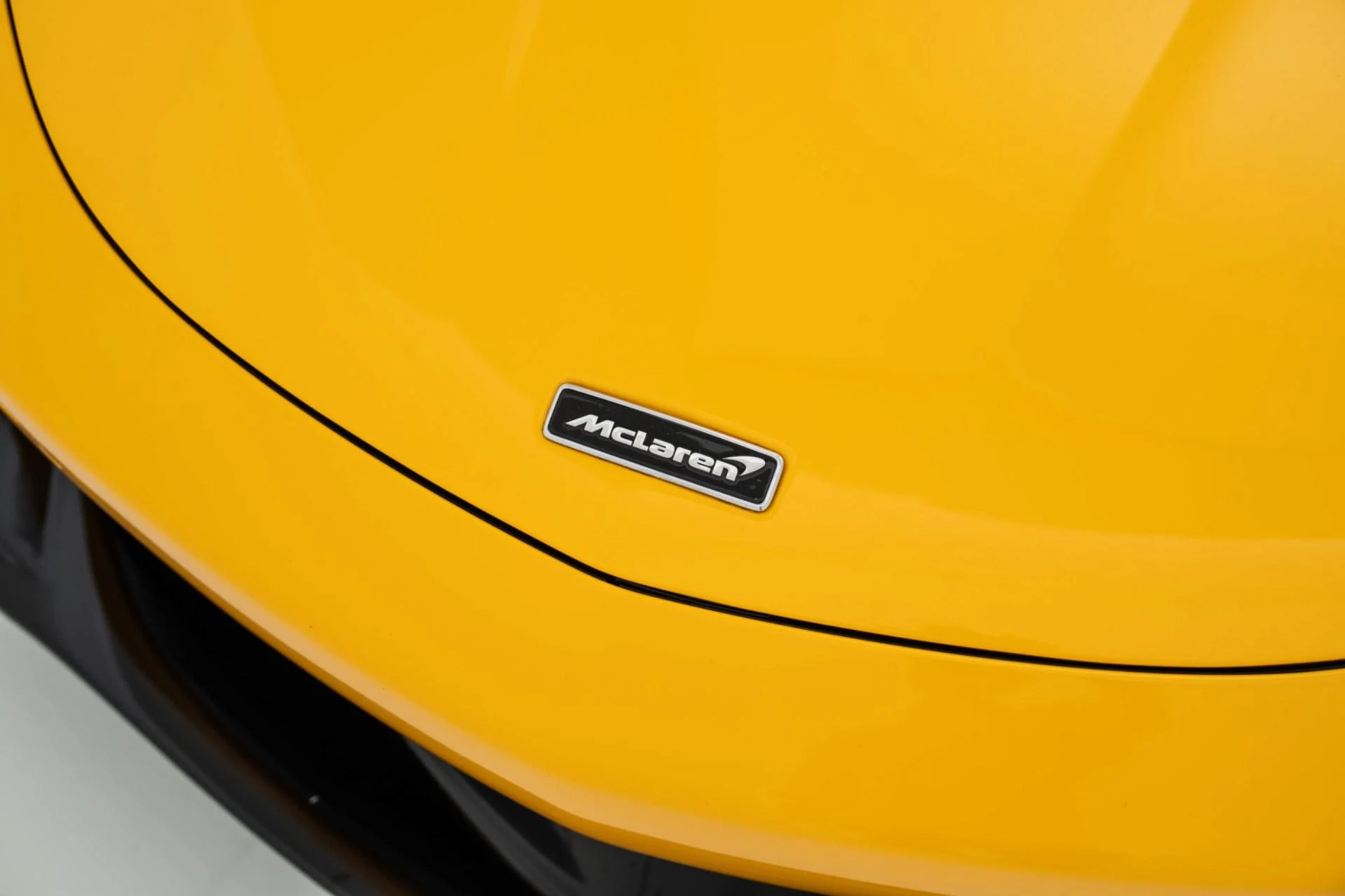 mph038_3937365405_Used_2023_Mc_Laren_GT_1774627652_49b6966a55