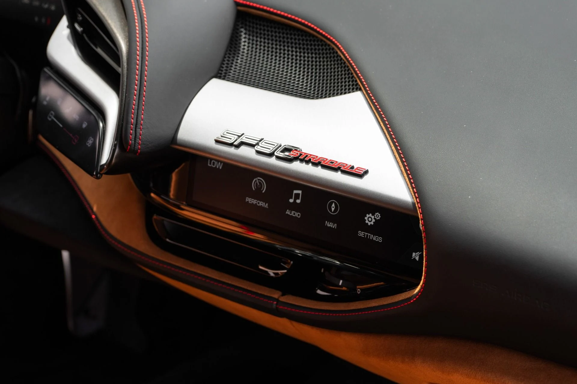 mph038_3943408461_Used_2023_Ferrari_SF_90_Stradale_1753986434_e5acde7a53