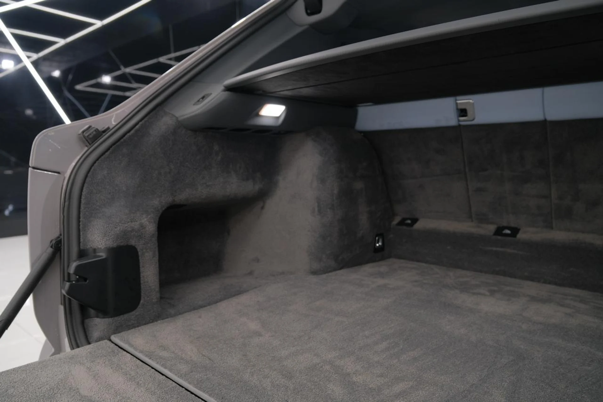 mph038_3947314249_c0f2026cc583f045a080e75e6a91a364_f9d3148d03