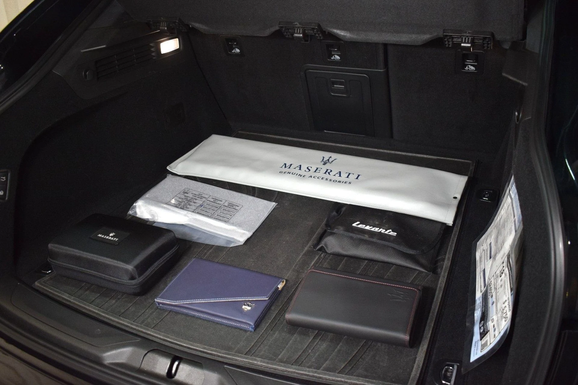 mph038_3956723589_ea8b867015b34fd44c8a0c14d2a8a07dx_cab0ce53e0