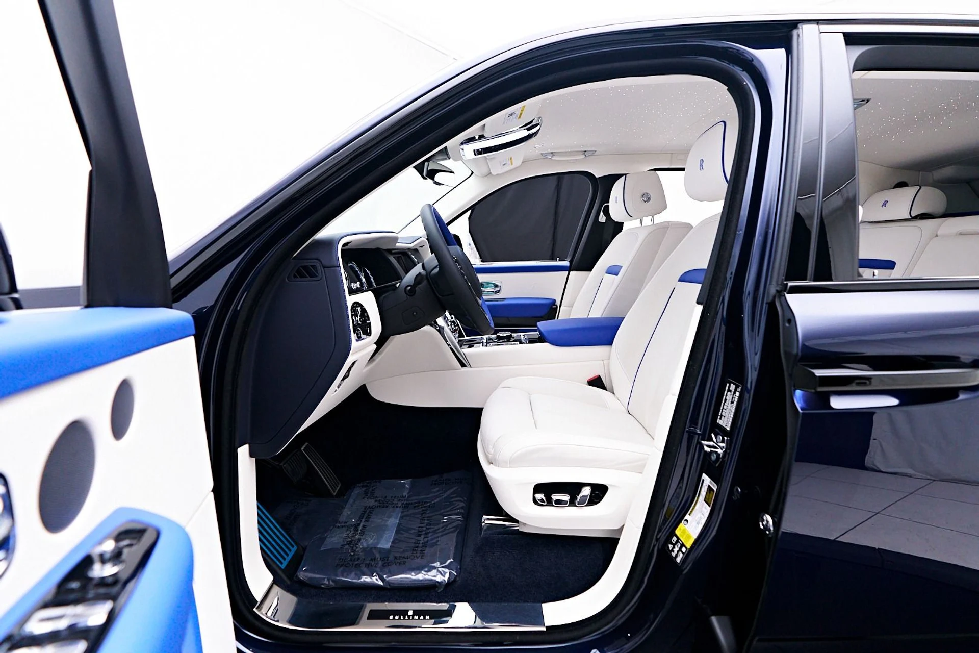 mph038_3959865416_Used_2023_Rolls_Royce_Cullinan_Base_1745954360_a289a16926