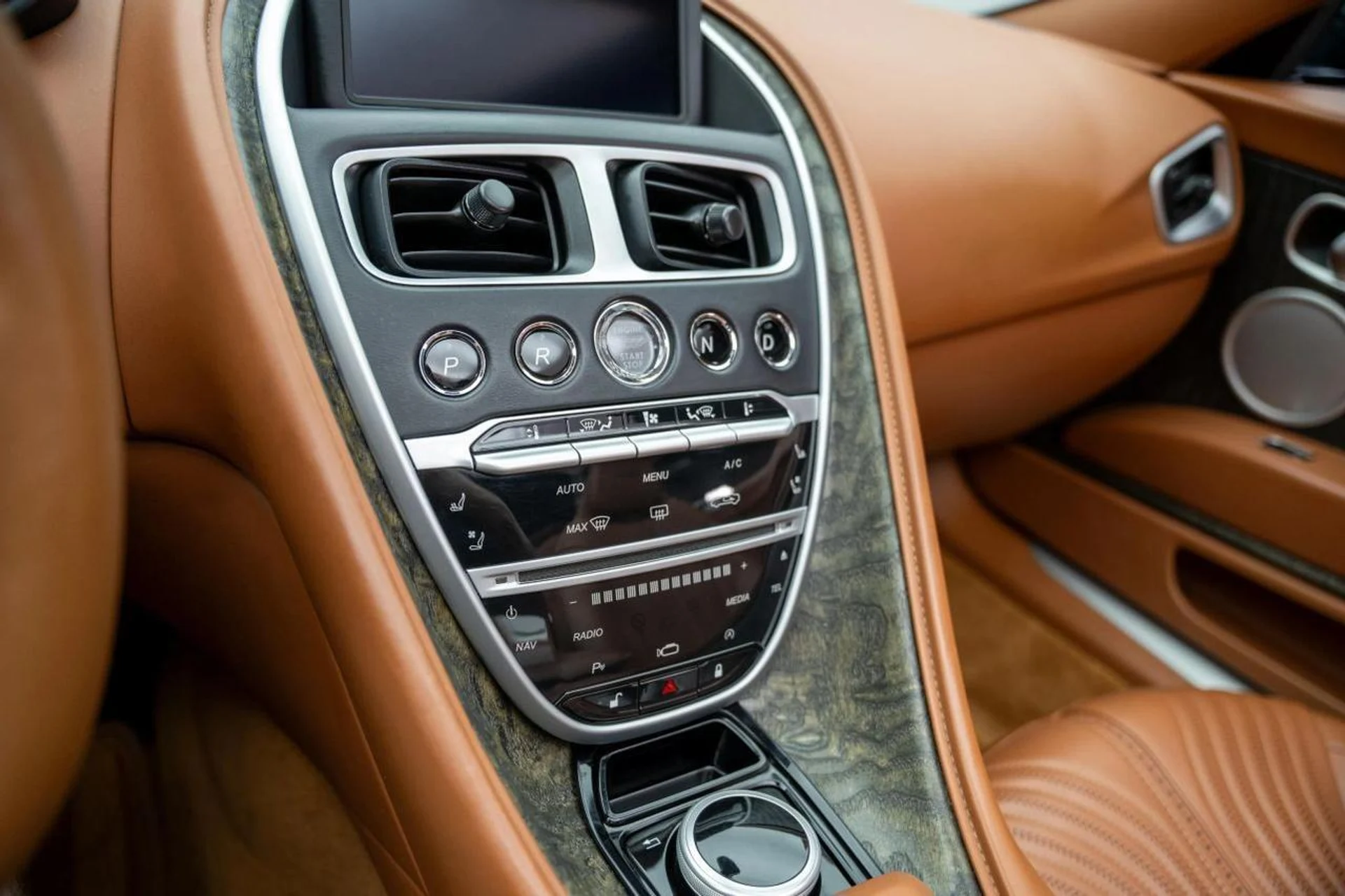 mph038_3959901888_e4cb23d7712b405d1413606fbf4393de_4b6d5cc4c9