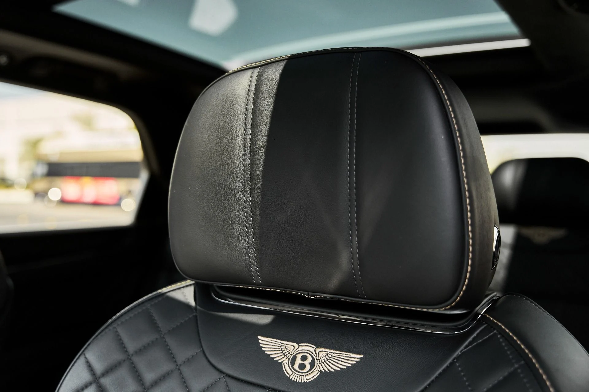 mph038_3961961729_Used_2017_Bentley_Bentayga_W12_1781373113_8b4dea560b