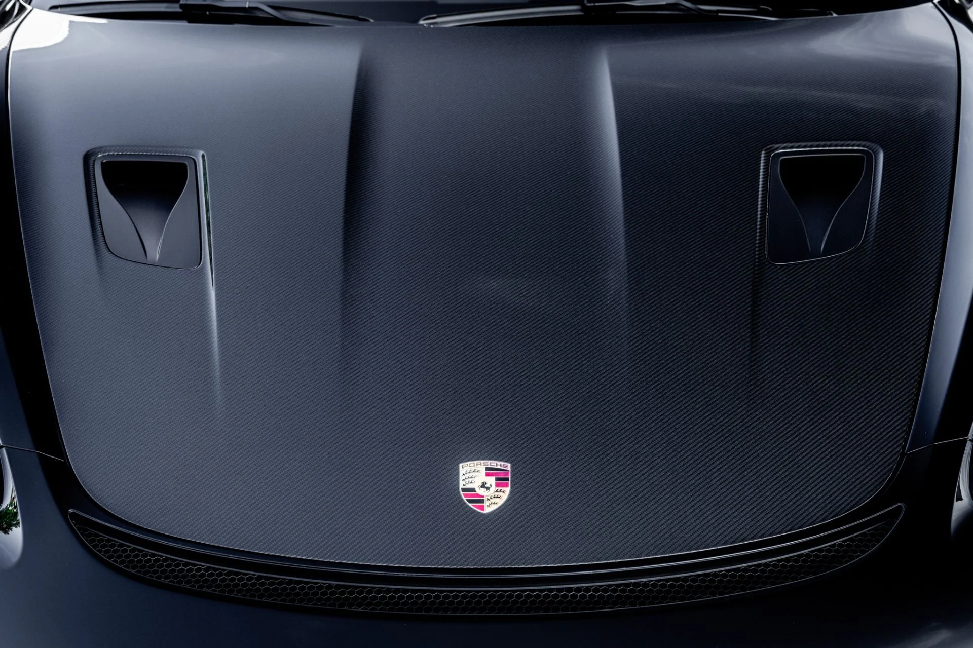 mph038_3969155371_Used_2024_Porsche_718_Cayman_GT_4_RS_Weissach_1755715163_1de0fd1641