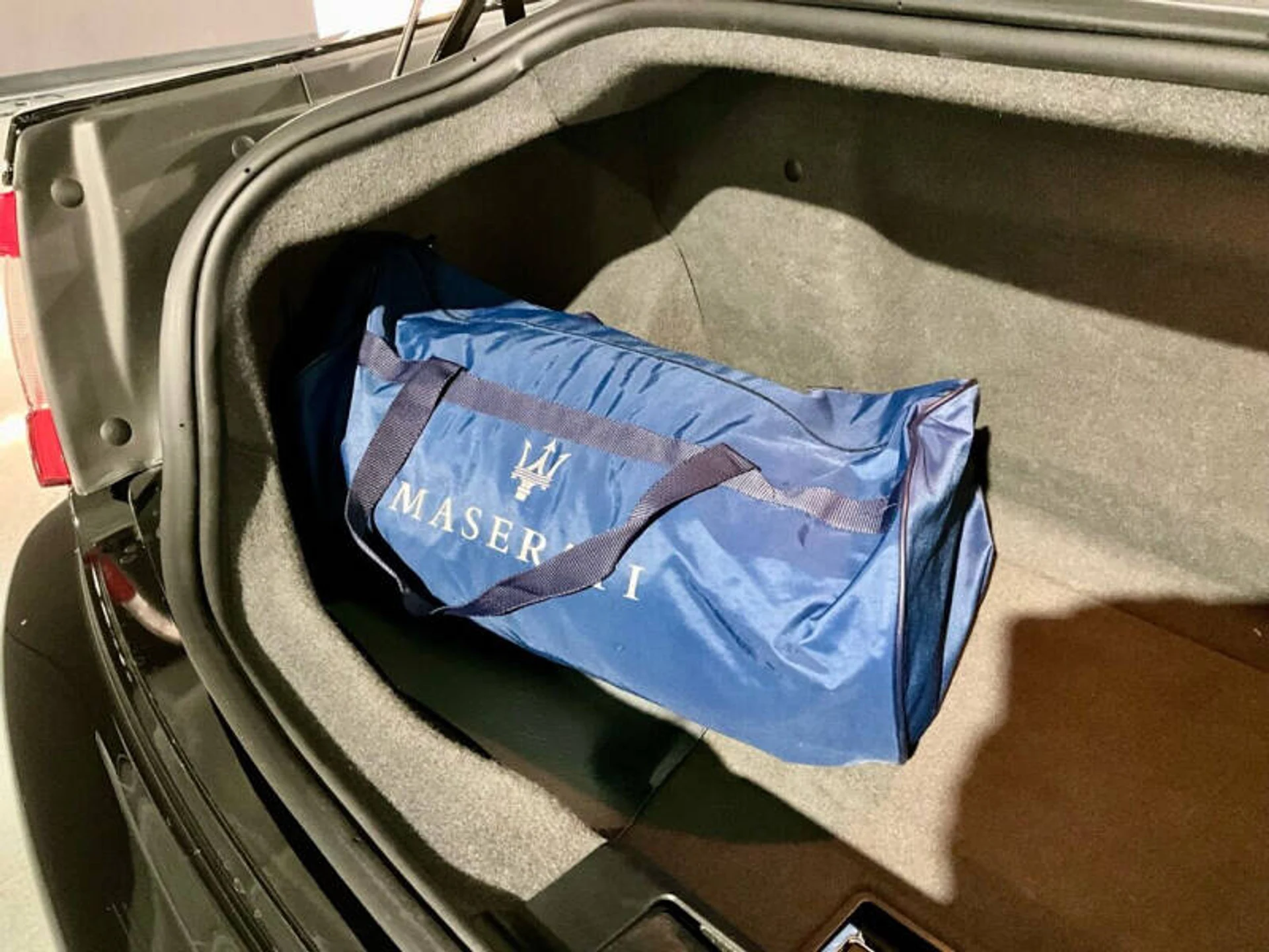 mph038_3978790882_2008_maserati_granturismo_base_2dr_coupe_5136cedc50