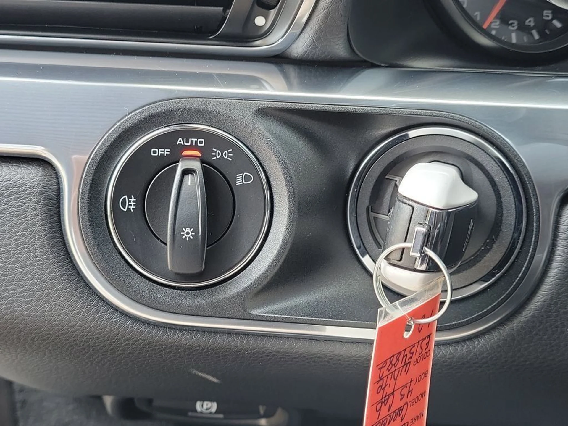 mph038_3983428252_39_af2a23893b