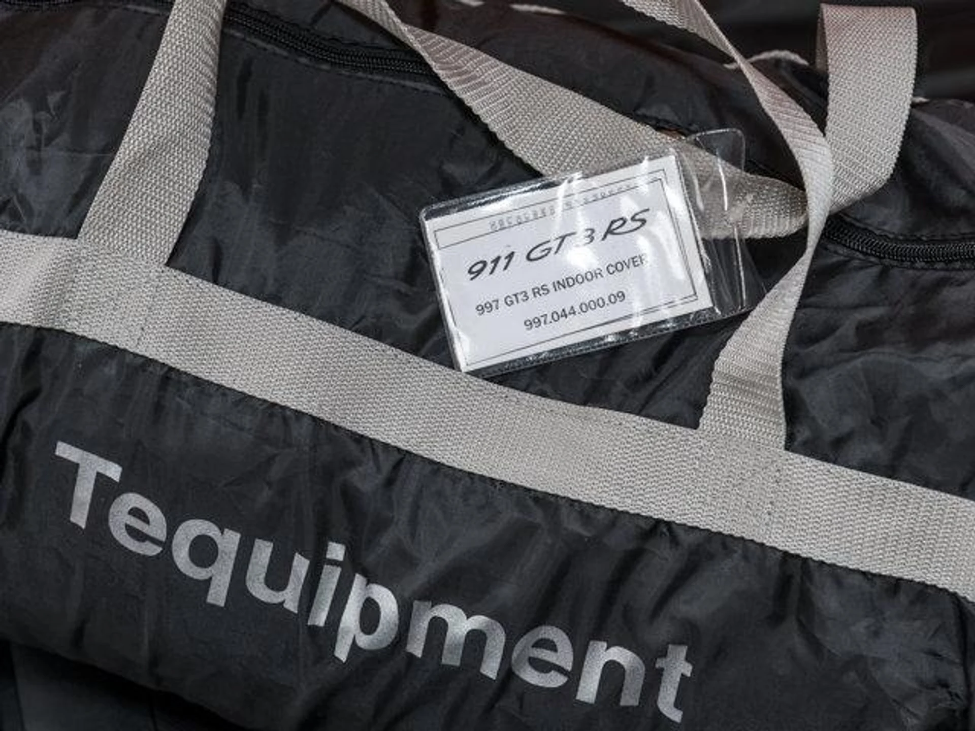 mph038_3988590737_vz2_Zj_ZD_Lwr_O_Ll_F_Hbhkt_NPW_7_Exj_E_5d1279f1eb