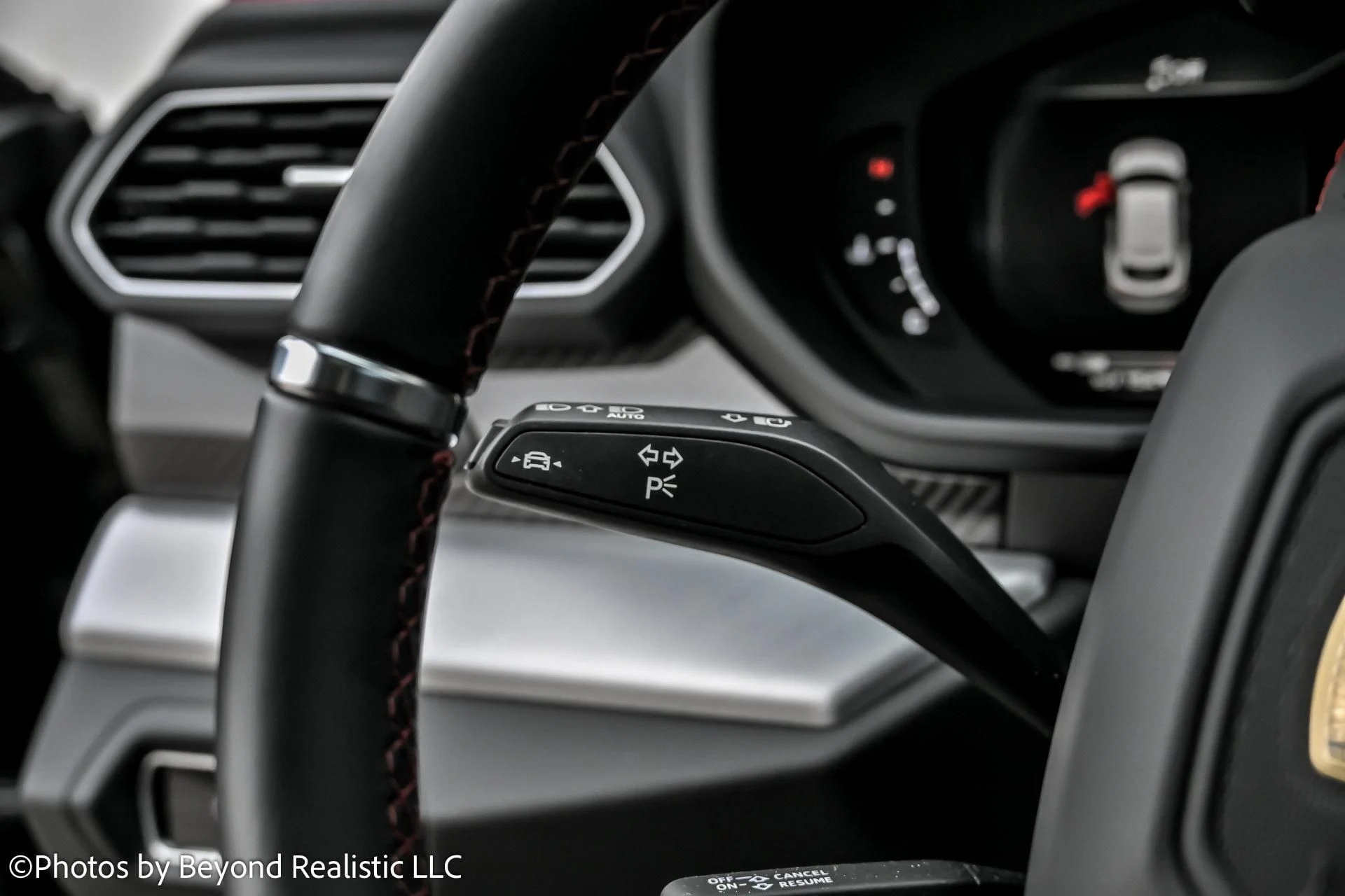mph038_399146939_Used_2022_Lamborghini_Urus_1760342238_ed0068596c