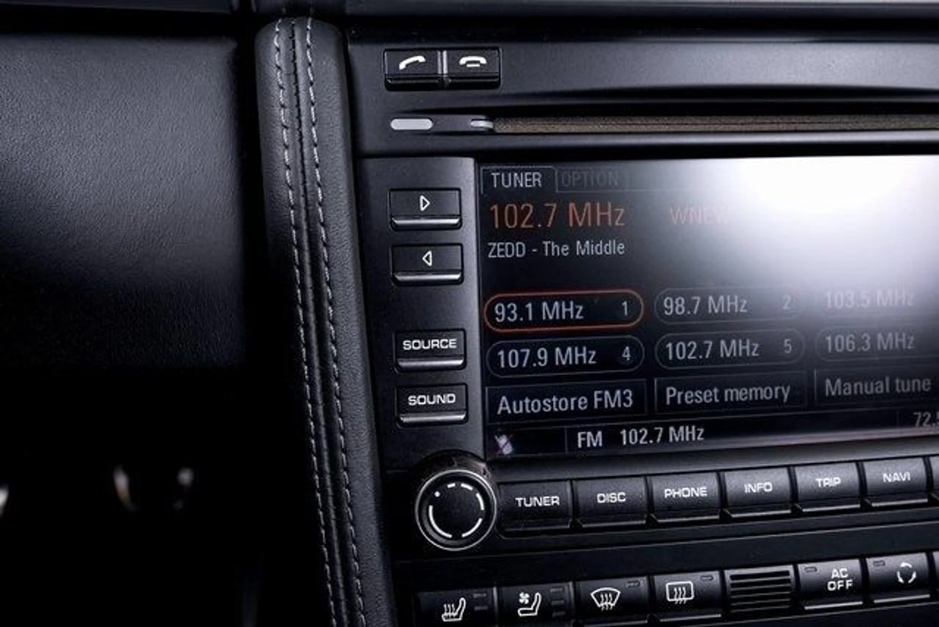 mph038_3992402204_bc359c031191251e59153580d2791050x_309a1d3dbc