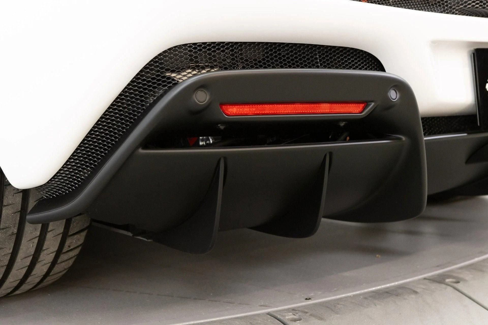 mph038_3997332359_Used_2024_Ferrari_296_GTB_1777368296_9a7c01f6c0