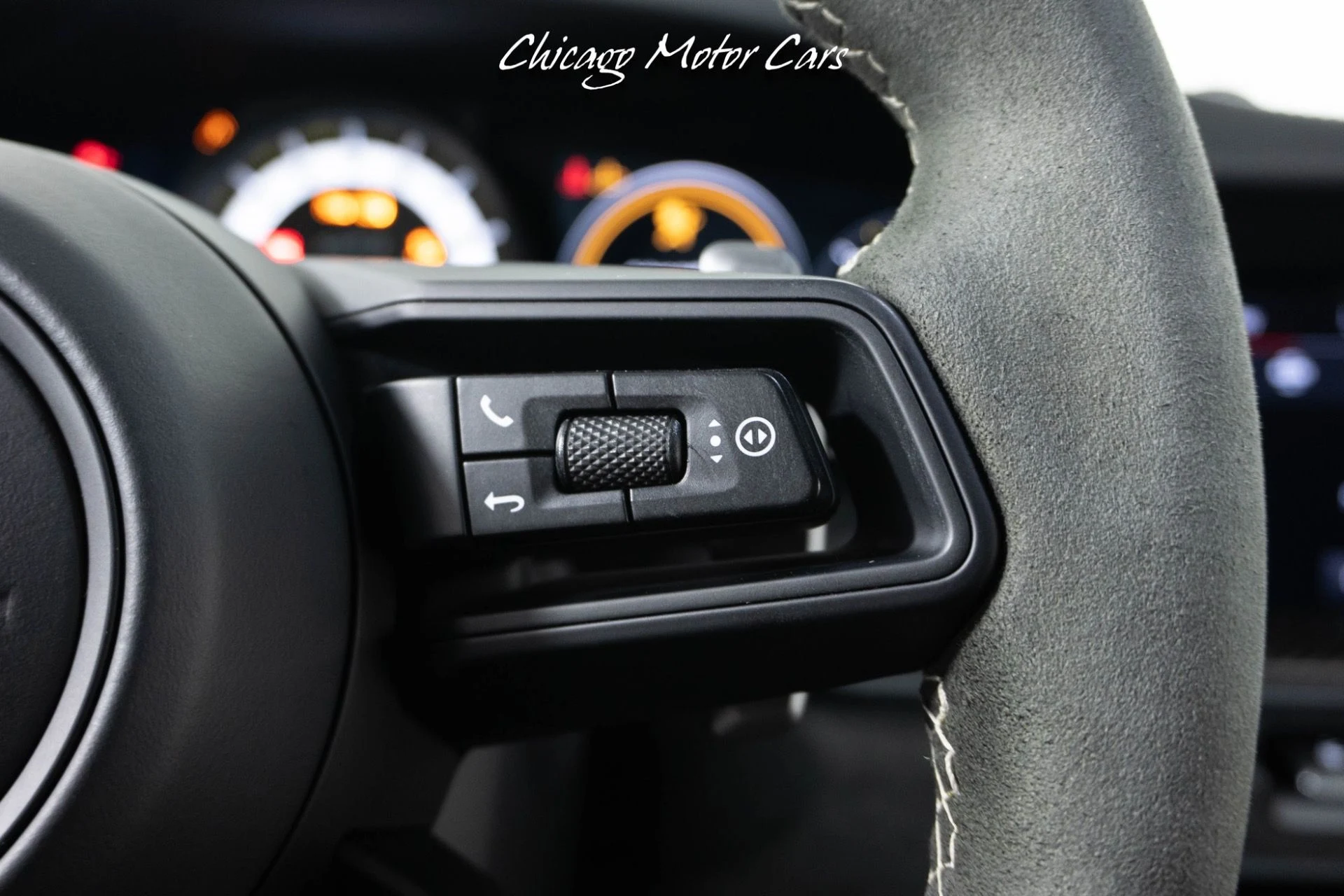 mph038_4000848558_12921_p39_l_d89d8d86e3