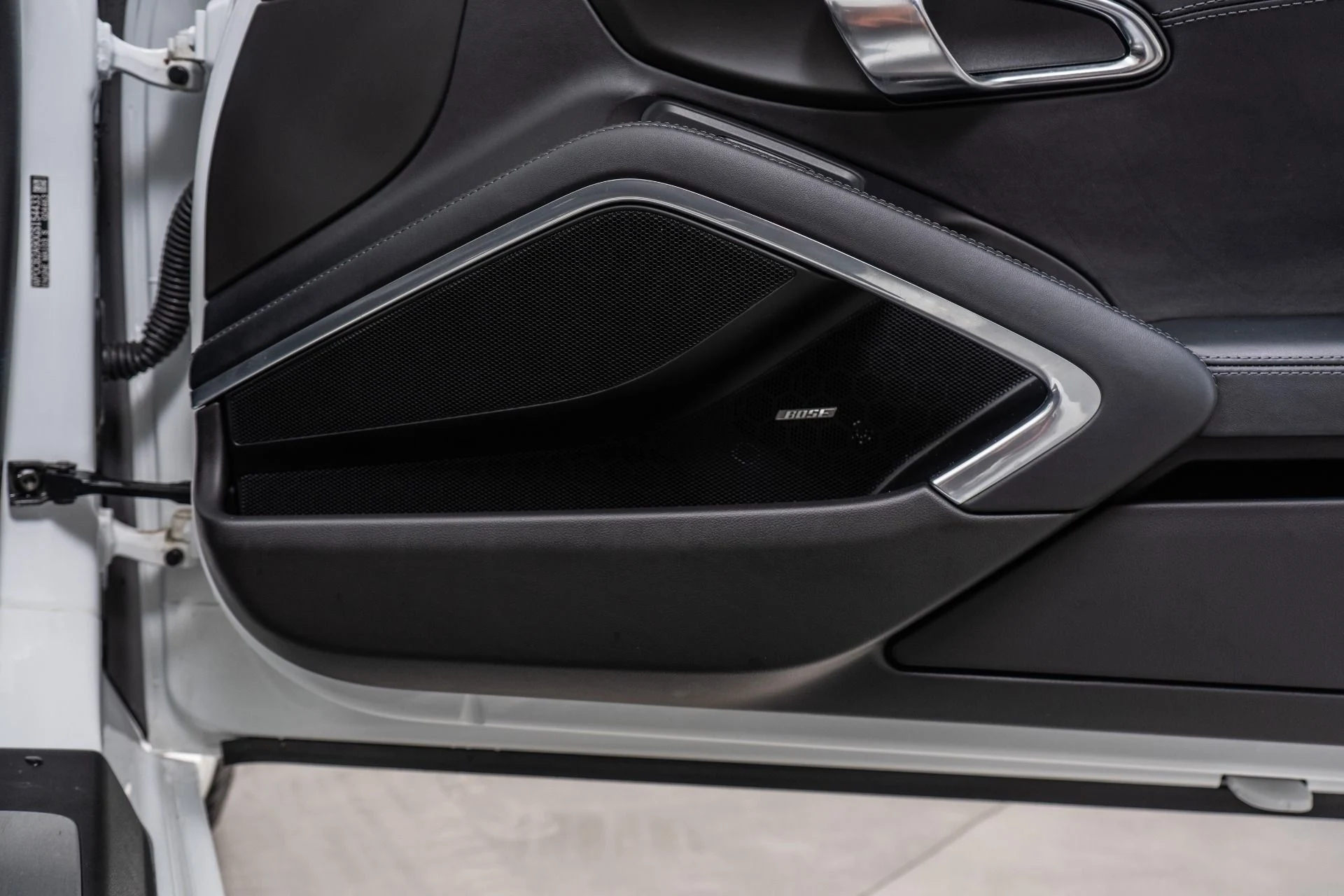 mph038_4005822787_Used_2016_Porsche_911_Carrera_4_GTS_1788386407_2762cd5dab