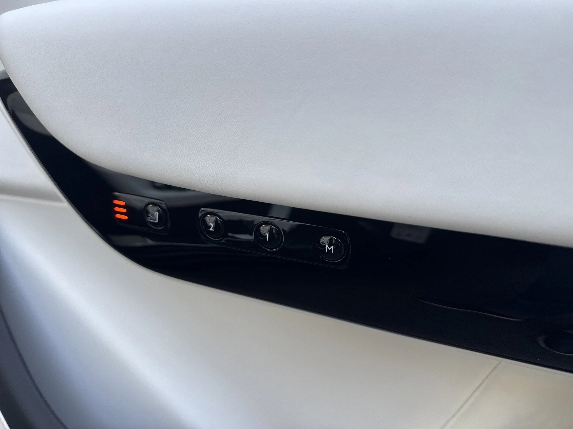 mph038_4029339760_8873661a966c793af31ee08ea7c41610x_210be16427