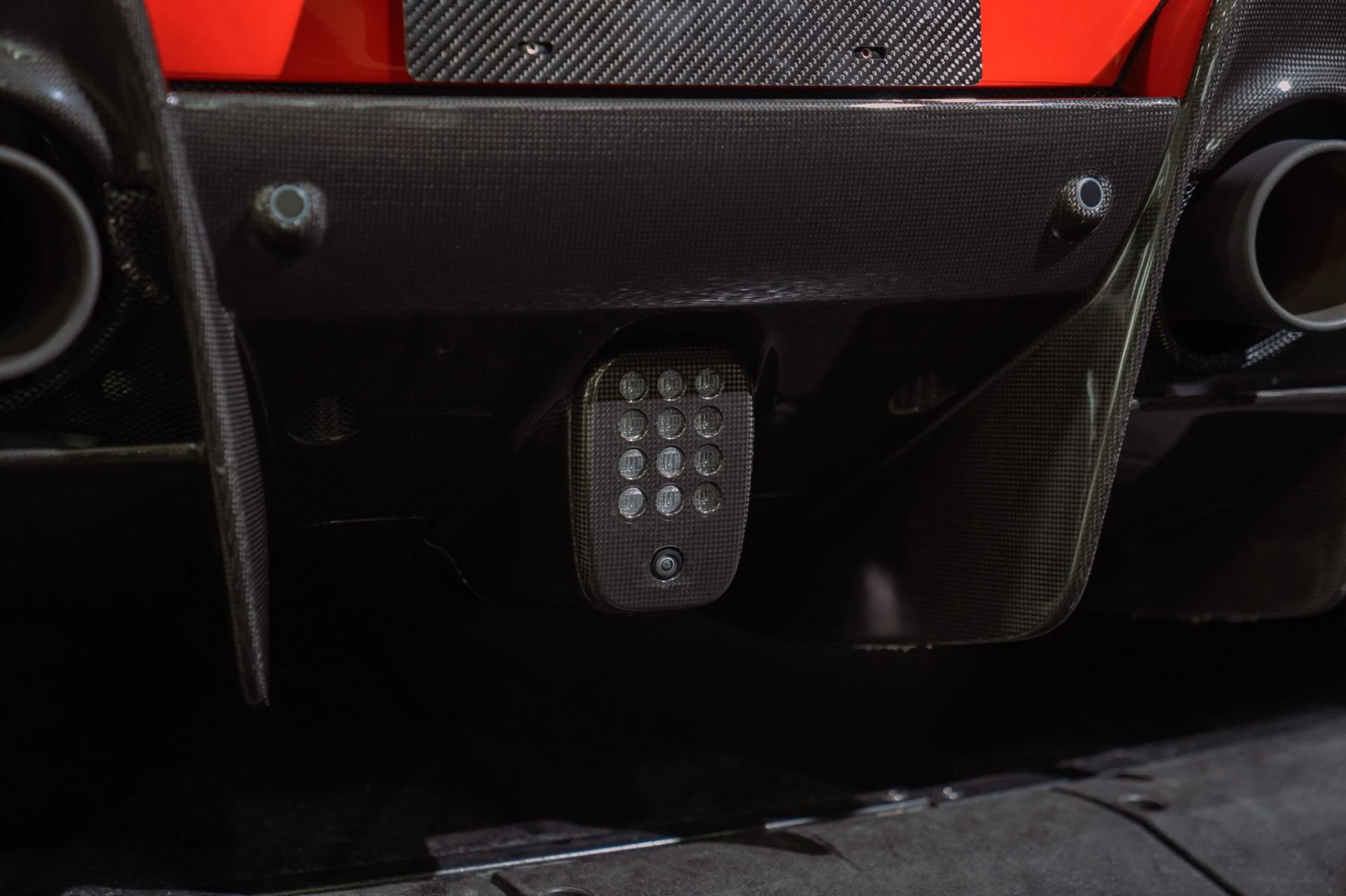 mph038_4032666580_Used_2020_Ferrari_488_Pista_Carbon_Racing_Seats_with_Seat_Lifter_1791401363_83dbd0a7fb