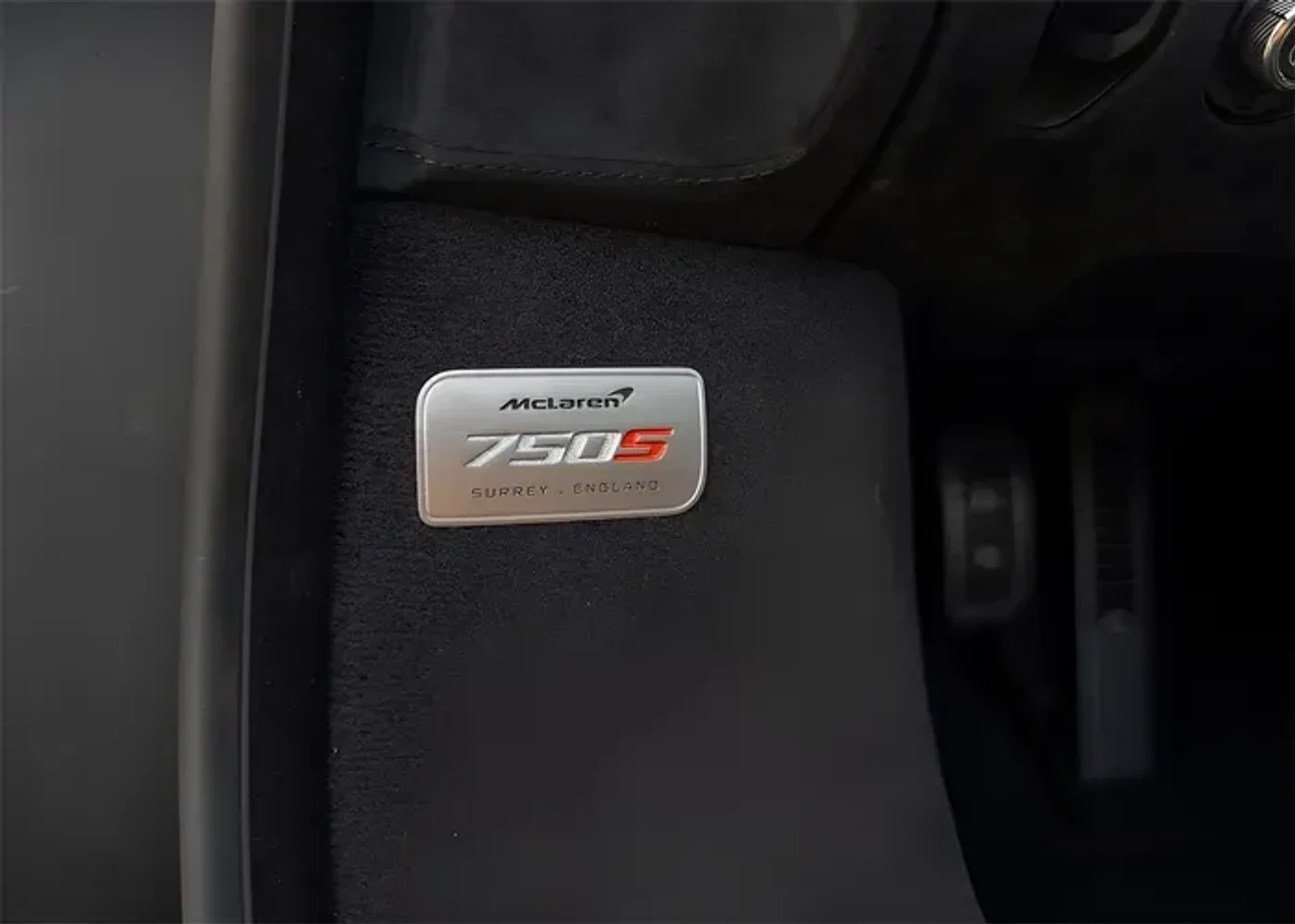 mph038_4046812877_pjv_N9z_U8_Ec_K_Bk_X_Nl_med_5b28a7cae1