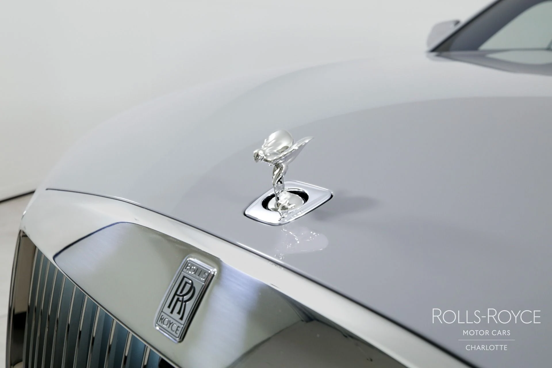 mph038_4072412169_Used_2025_Rolls_Royce_Spectre_1734039852_2f4e91d54e
