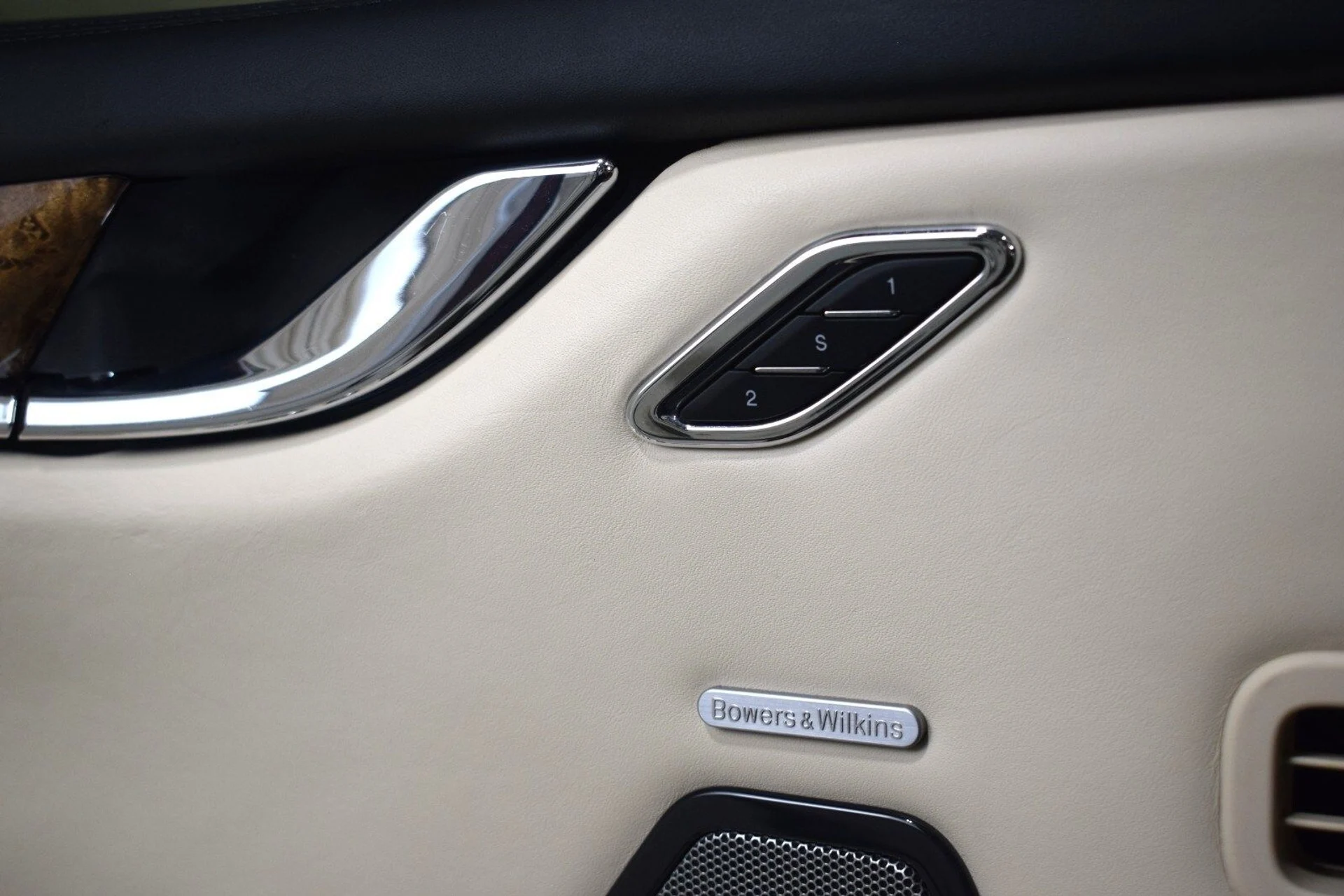 mph038_4088550677_75a3ae9f665855e7a77cf3c4e54229a2x_a33521d17b