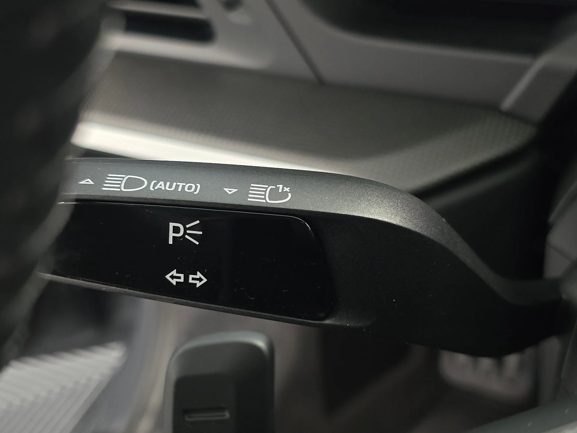 mph038_409391489_99272a65d487b686103a747a0ff4372ex_04a756a703