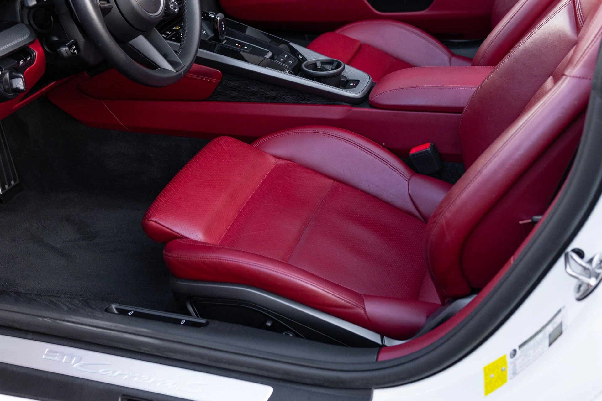 mph038_4101884760_Used_2020_Porsche_911_Carrera_S_1779851451_4ebea94e31