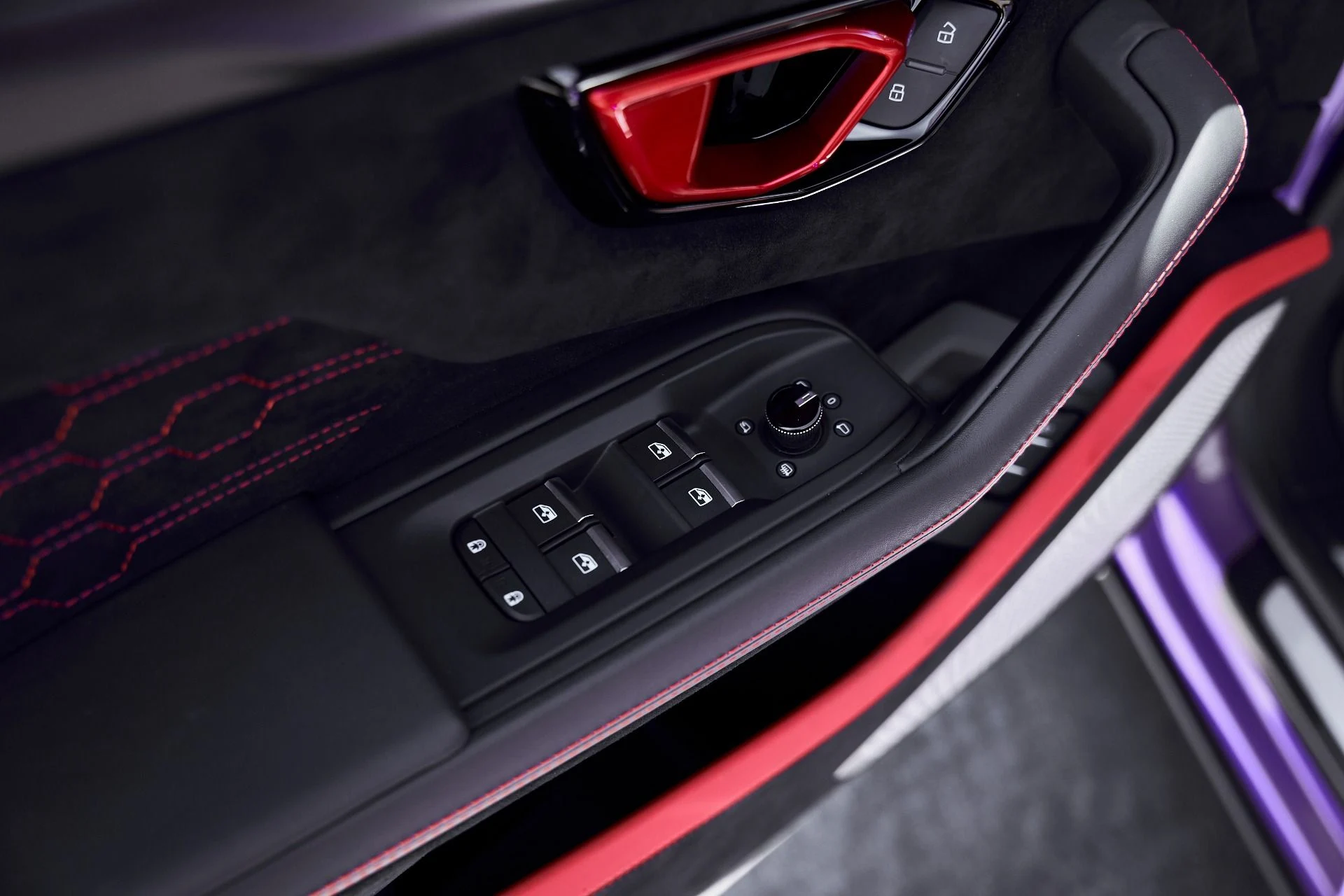 mph038_4117827383_Used_2024_Lamborghini_Urus_Performante_1773968286_3e8688f55c