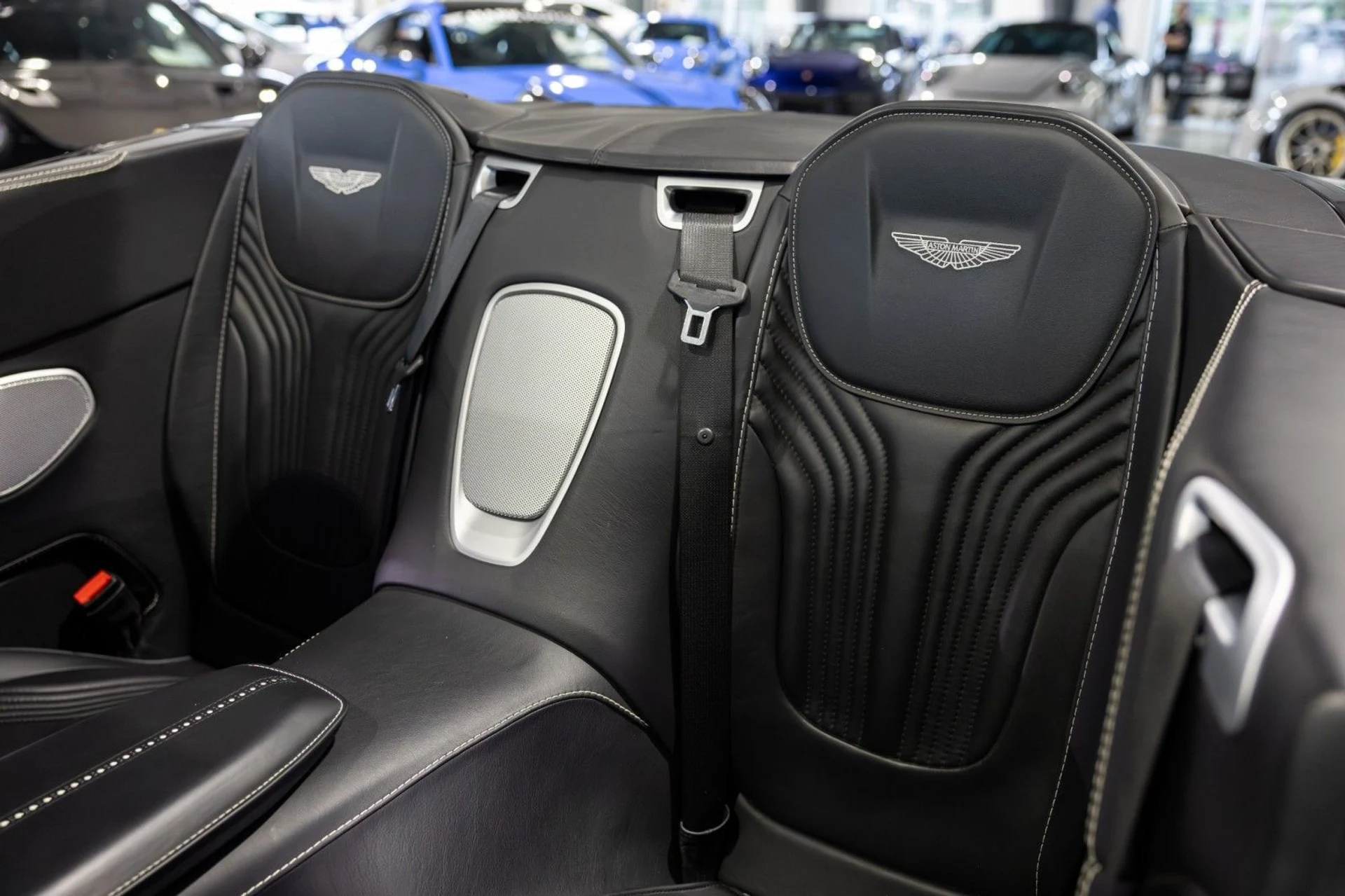 mph038_4122320940_hg_5c2f9b284b