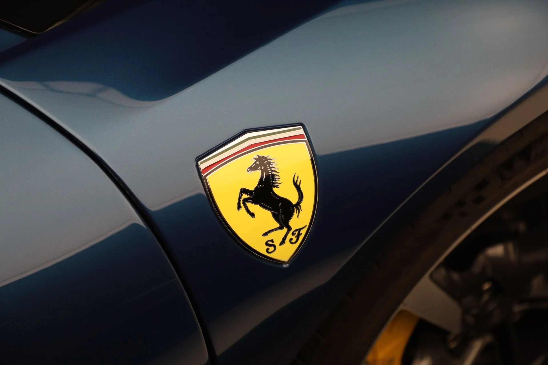 mph038_4137237566_Used_2024_Ferrari_SF_90_Spider_1791405464_f2b67694e7