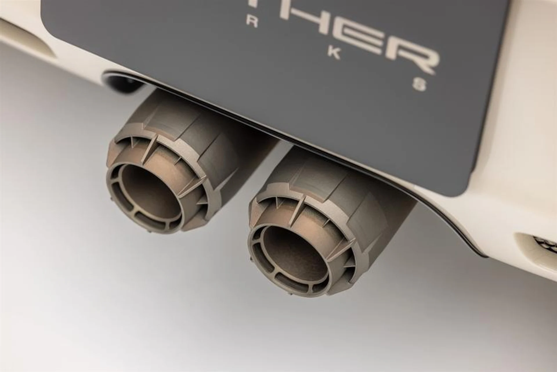 mph038_4155817712_A2_F421_D2_733_F_48_CC_8494_92_EC_00847_D85_55b691be91