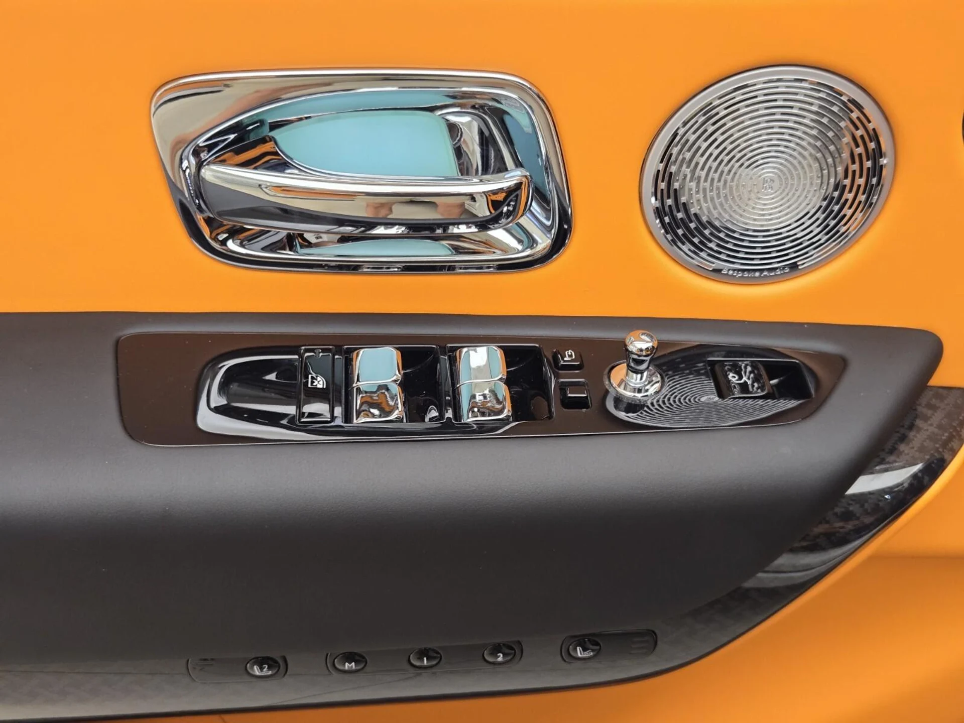 mph038_4156517770_New_2026_Rolls_Royce_Cullinan_1761025745_d29e08e14e