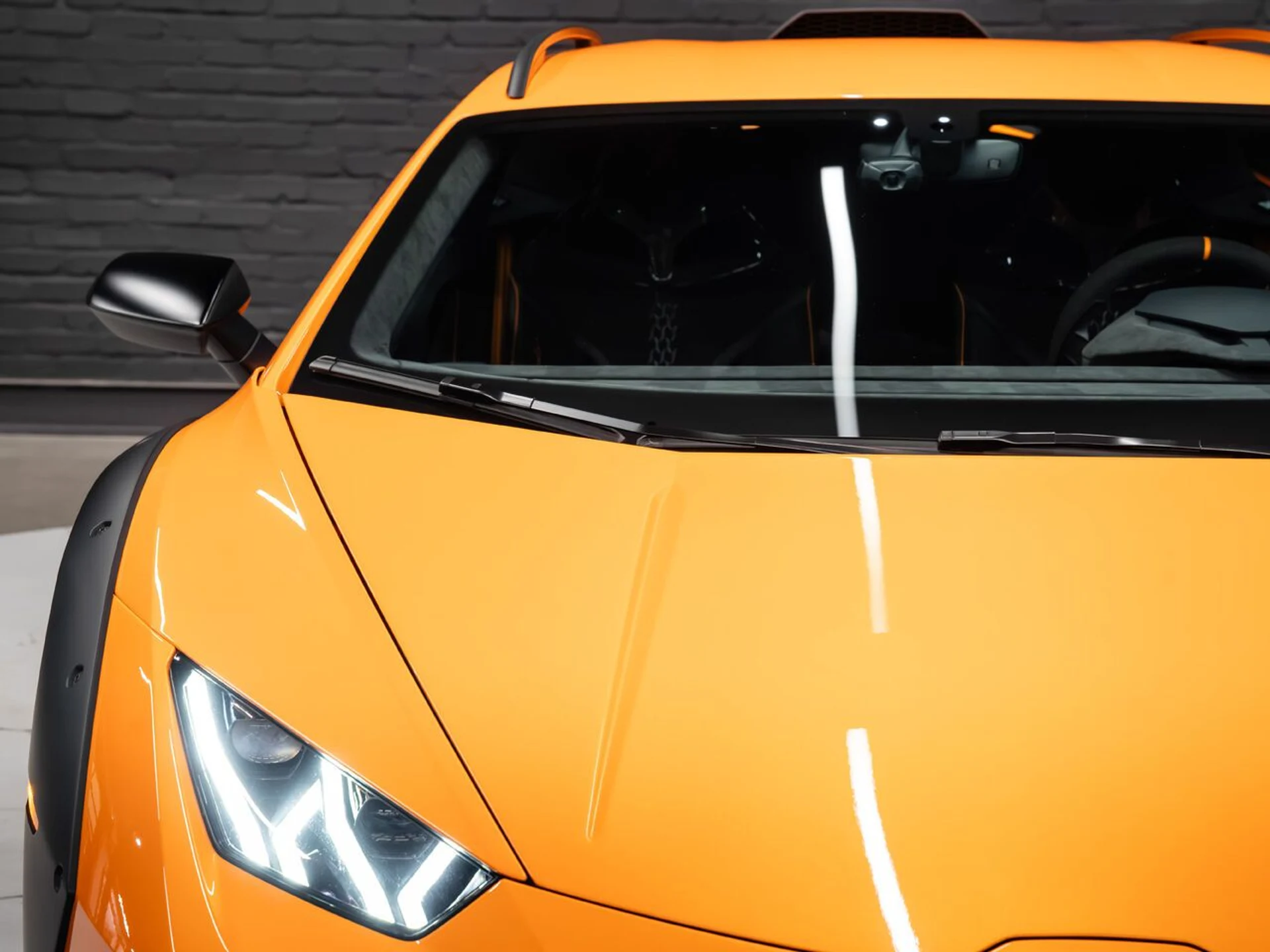 mph038_4156777141_lamborghini_huracan_2023_0a924e270f