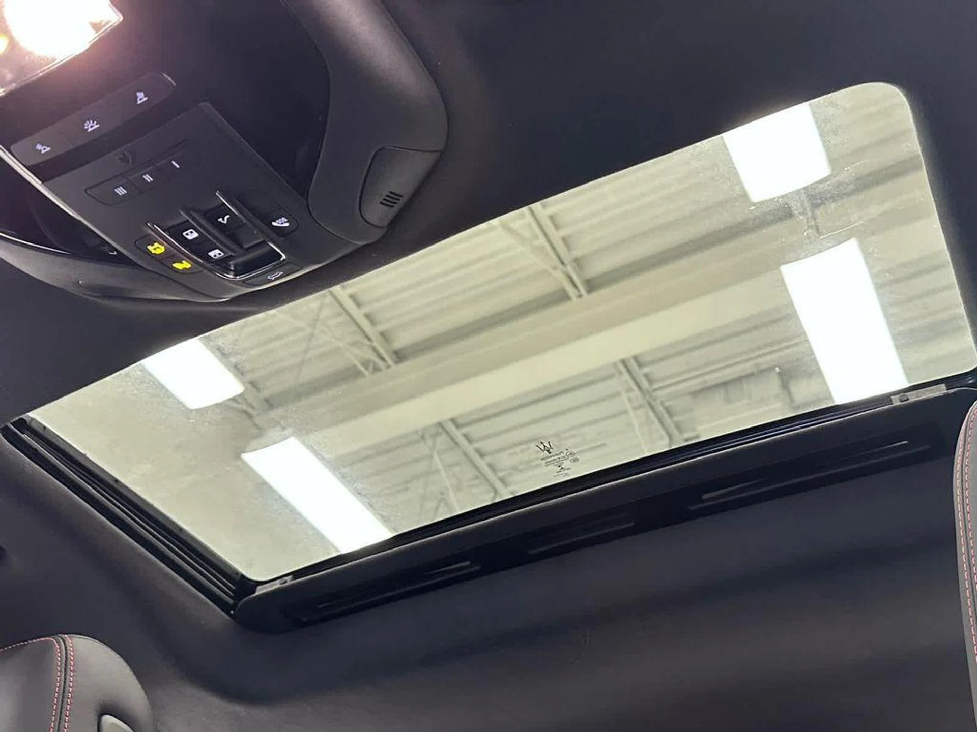 mph038_416264338_fyv5q6_KU_Vhq_Scgizao1s_S2a_Ric_3910173991