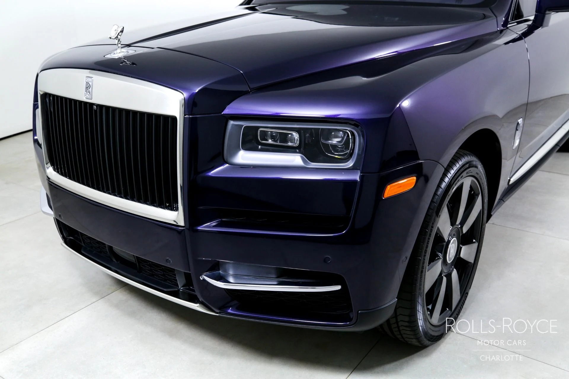 mph038_4179110241_Used_2023_Rolls_Royce_Cullinan_1742248268_ee94e2e9b7
