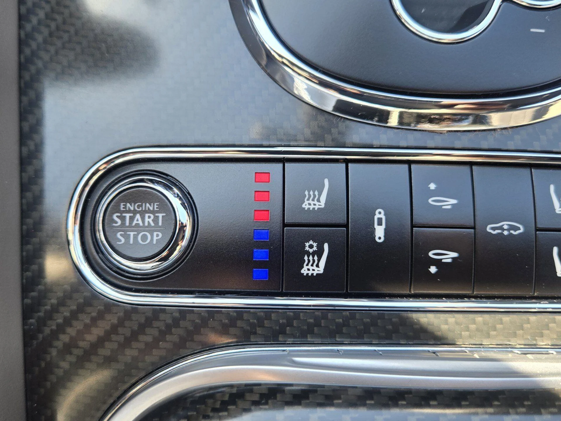 mph038_4217534353_5d111469141944128a6cd0ee84c630a1x_fa8a6fa782