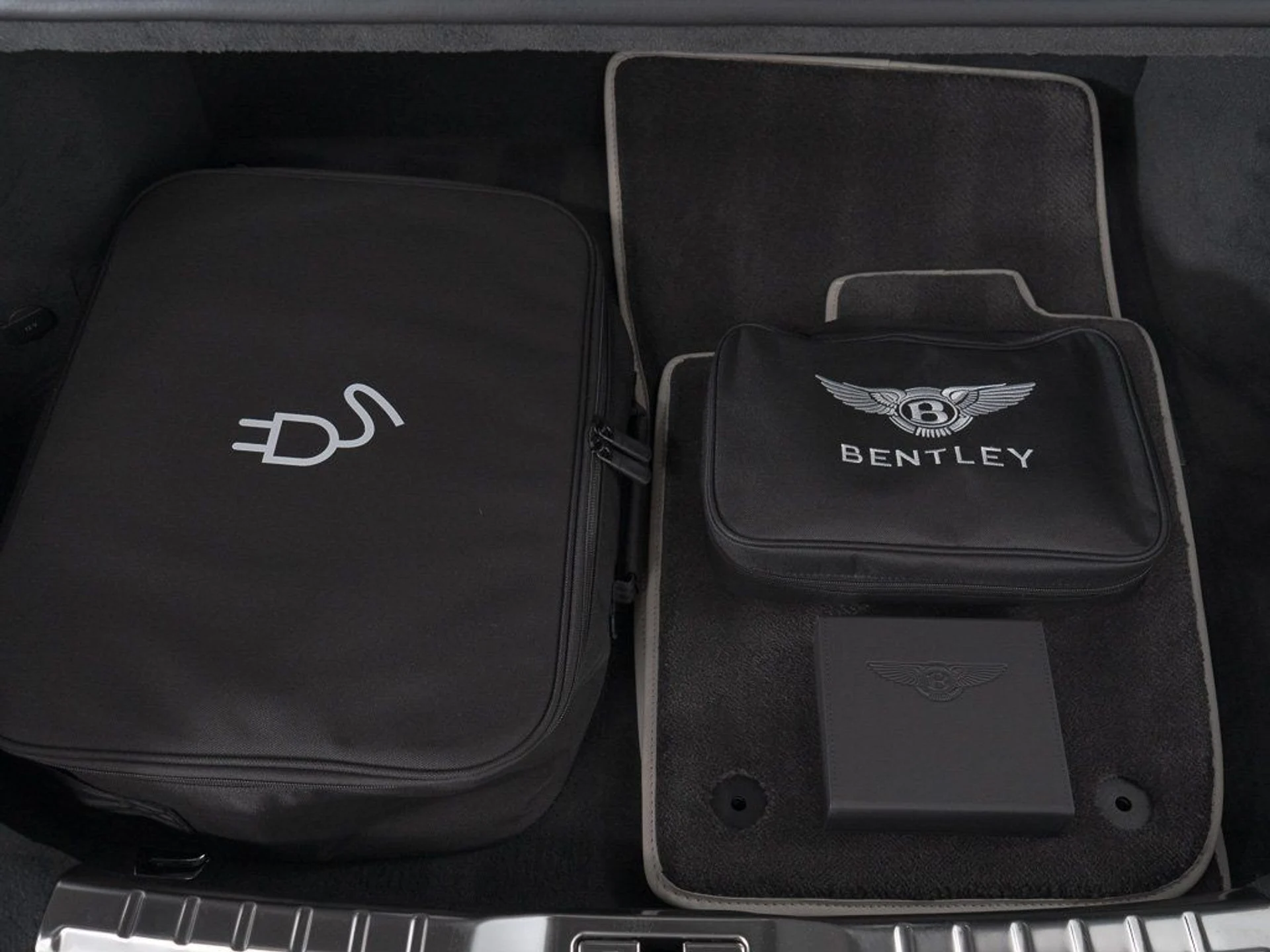 mph038_4227846190_7ba6d3109fa59ba3cd4f69826a590ff1_6aa89885f0