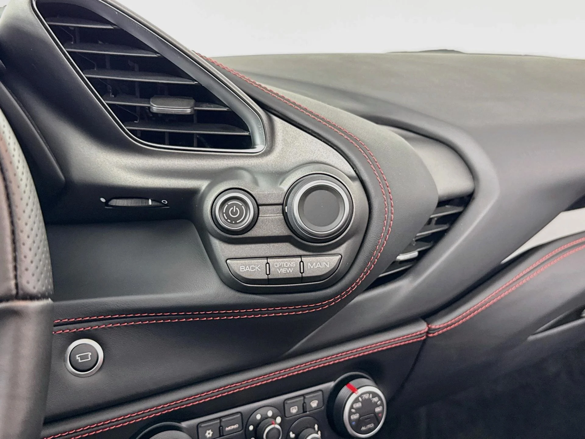 mph038_4239318929_Used_2019_Ferrari_488_Spider_1787009346_d76eb54a55