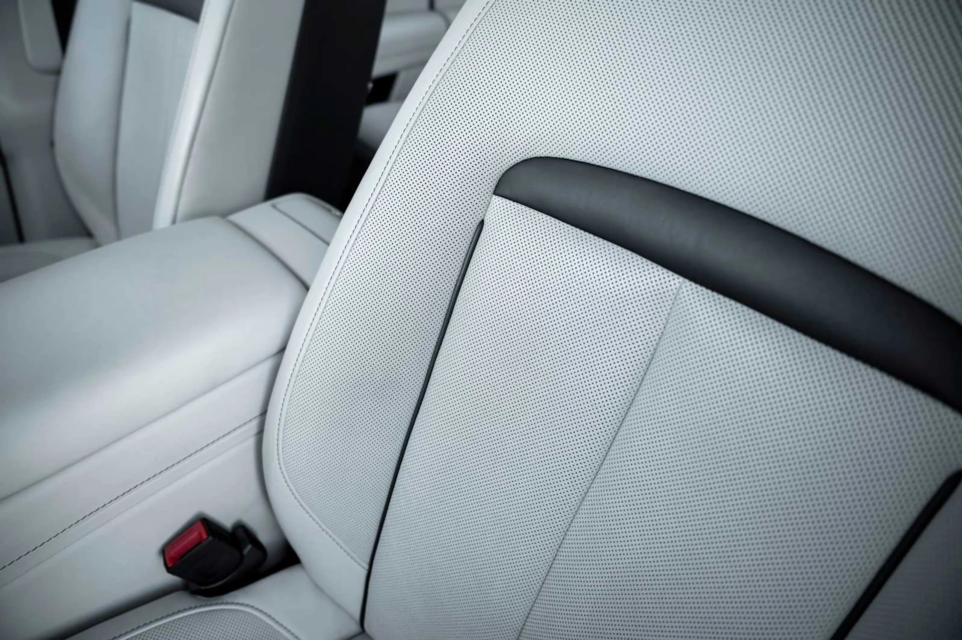 mph038_4262453641_93d1c14f8ad85206c4250075bb548920x_f9e70bc4ff