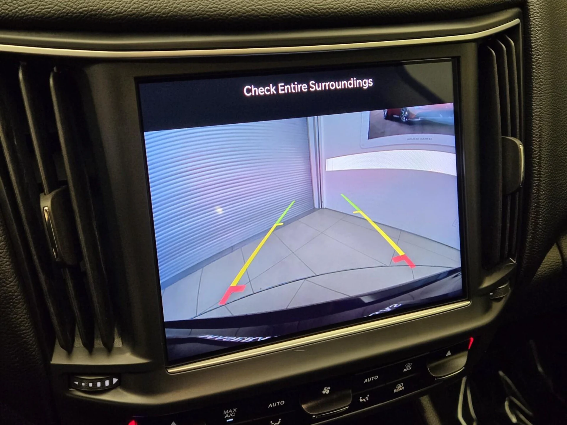 mph038_427268925_Used_2022_Maserati_Levante_GT_1777355417_b83c921984