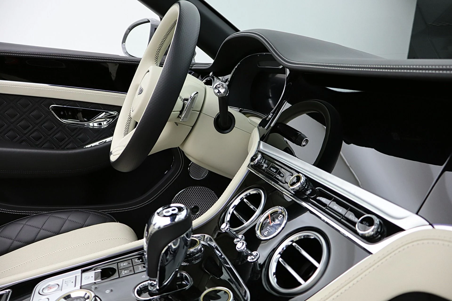 mph038_4287010093_Used_2022_Bentley_Continental_GTC_Speed_e7deea7aed