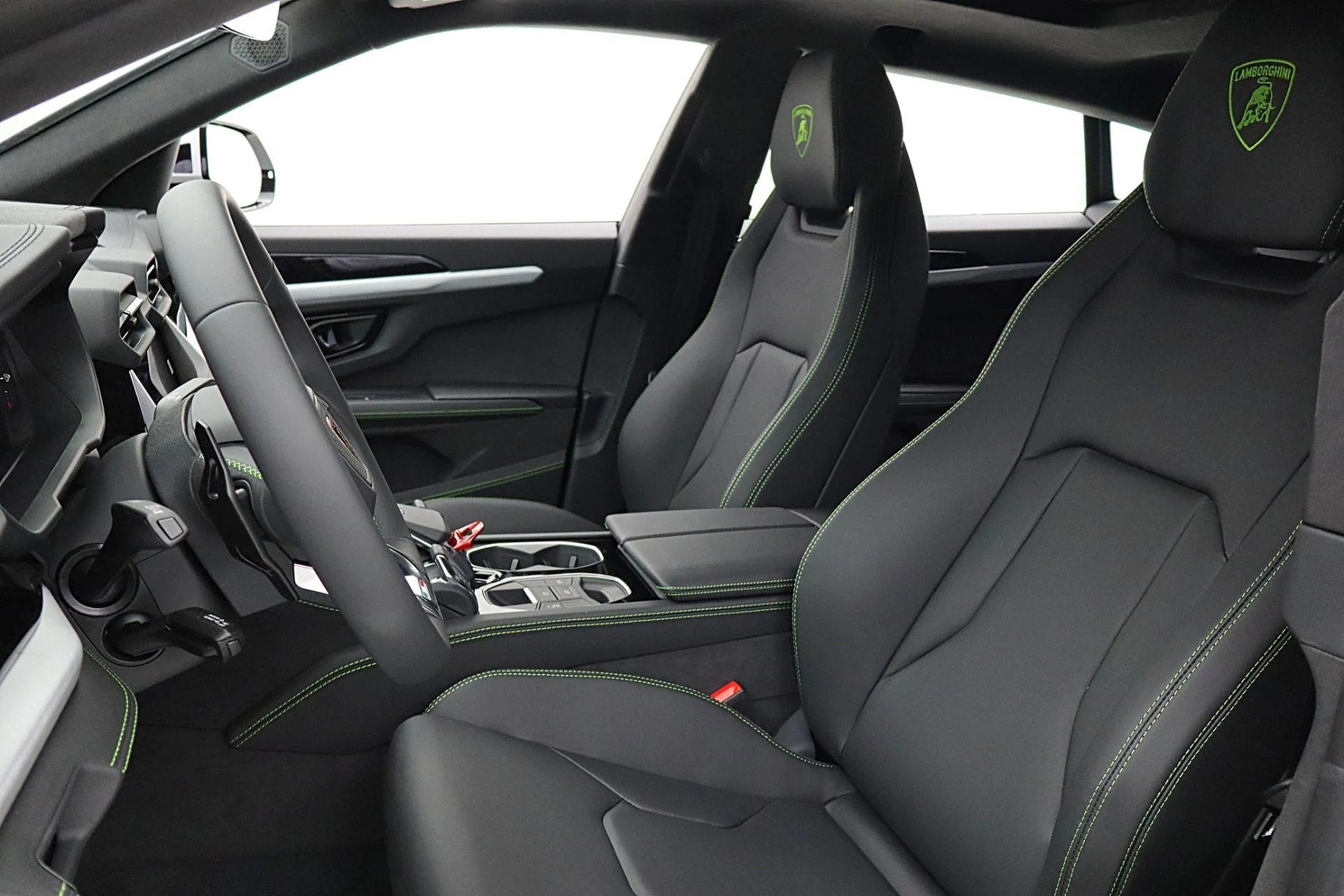 mph038_4291632641_New_2026_Lamborghini_Urus_SE_30d8956942