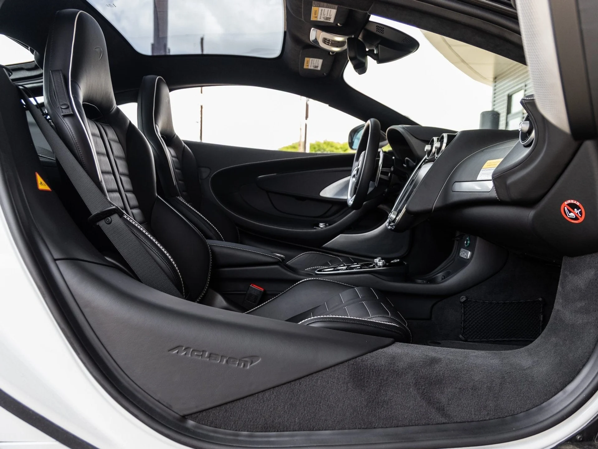 mph038_431872140_39_9cb9548286